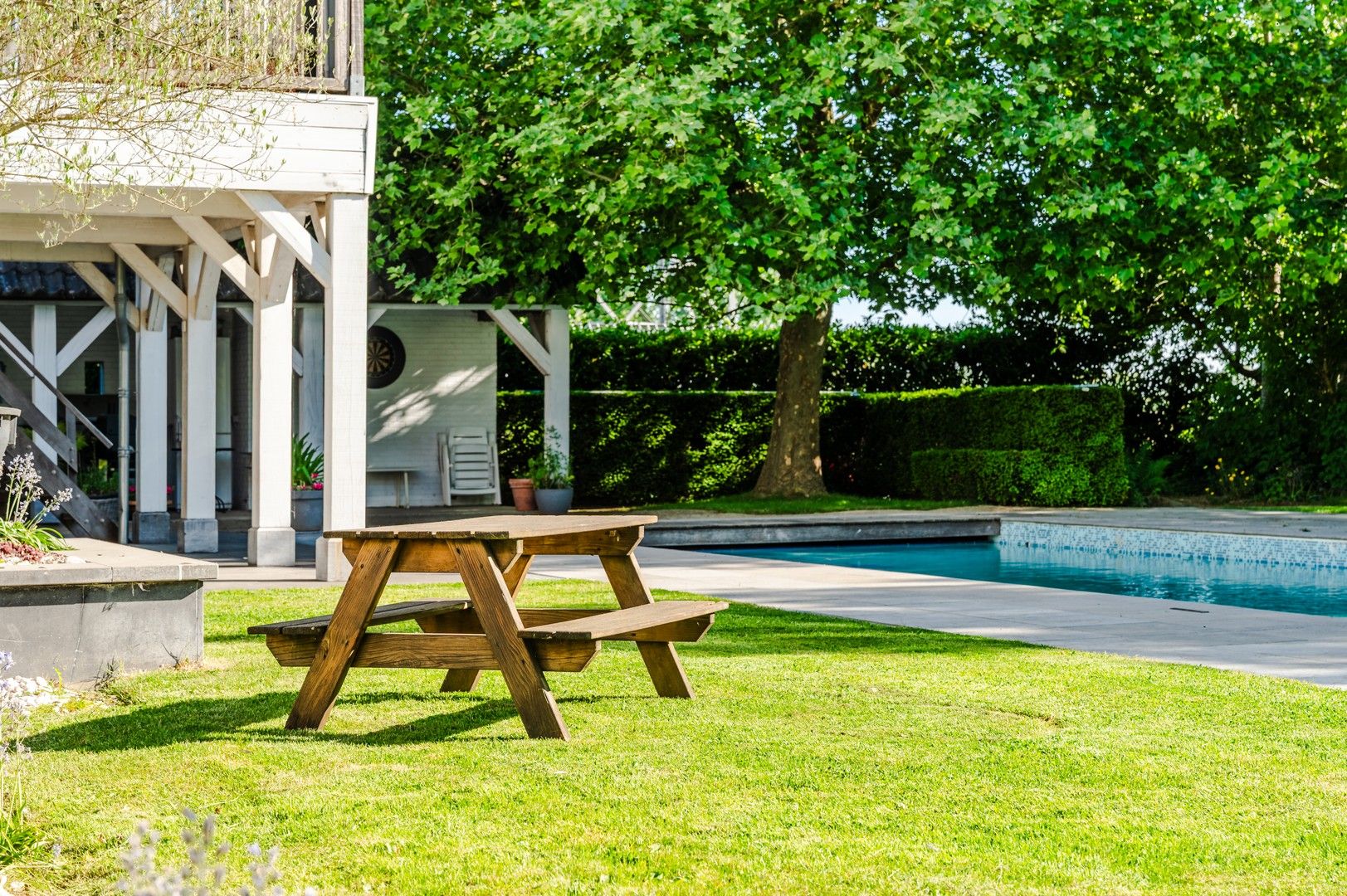 Charmante villa met zwembad en riante tuin in het groen van Temse! foto 4