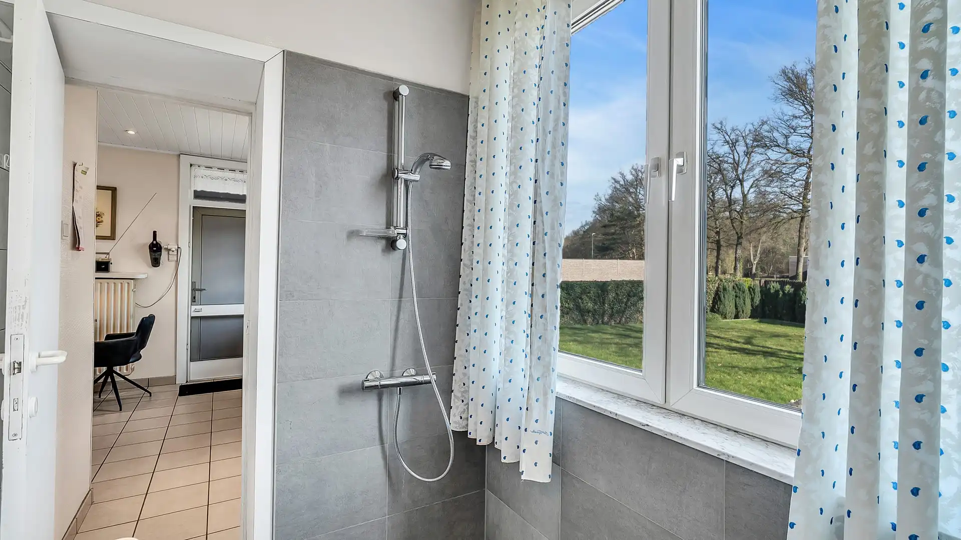 Karaktervolle open bebouwing op 10a 40 ca in As foto 12