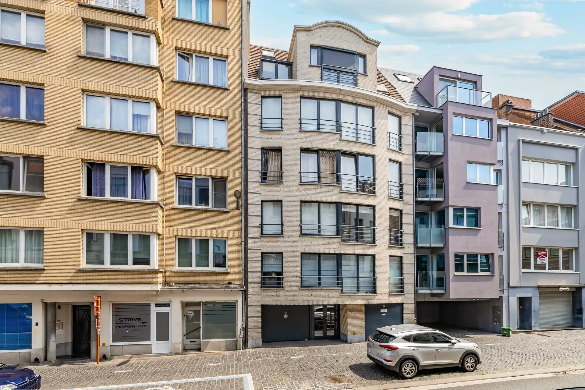 Luxueus duplex appartement van 160 m² met garage, kelder en twee terrassen op toplocatie foto 25