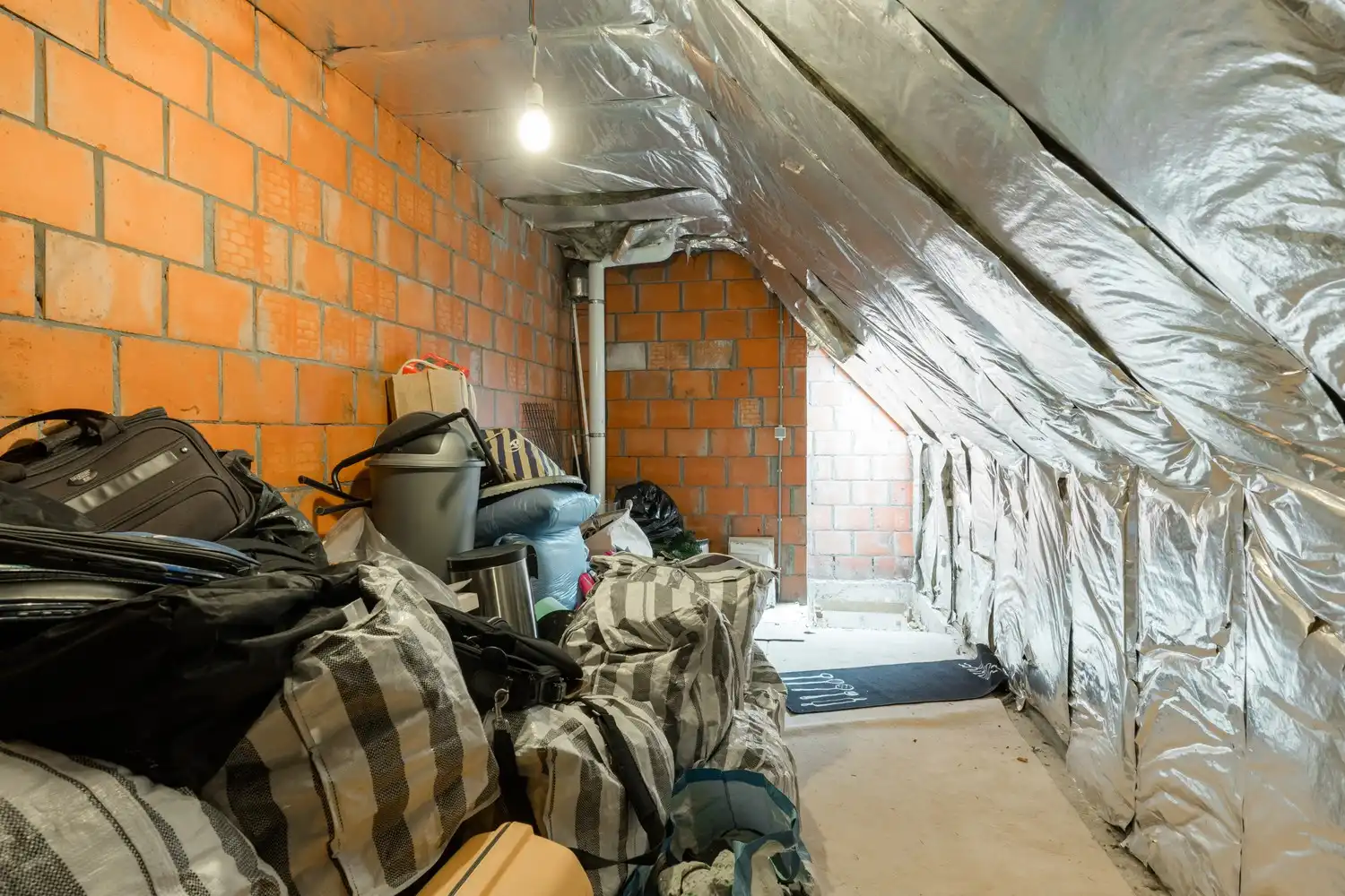Lichtrijk instapklaar duplexappartement met 2 slaapkamers en ondergrondse parking foto 19