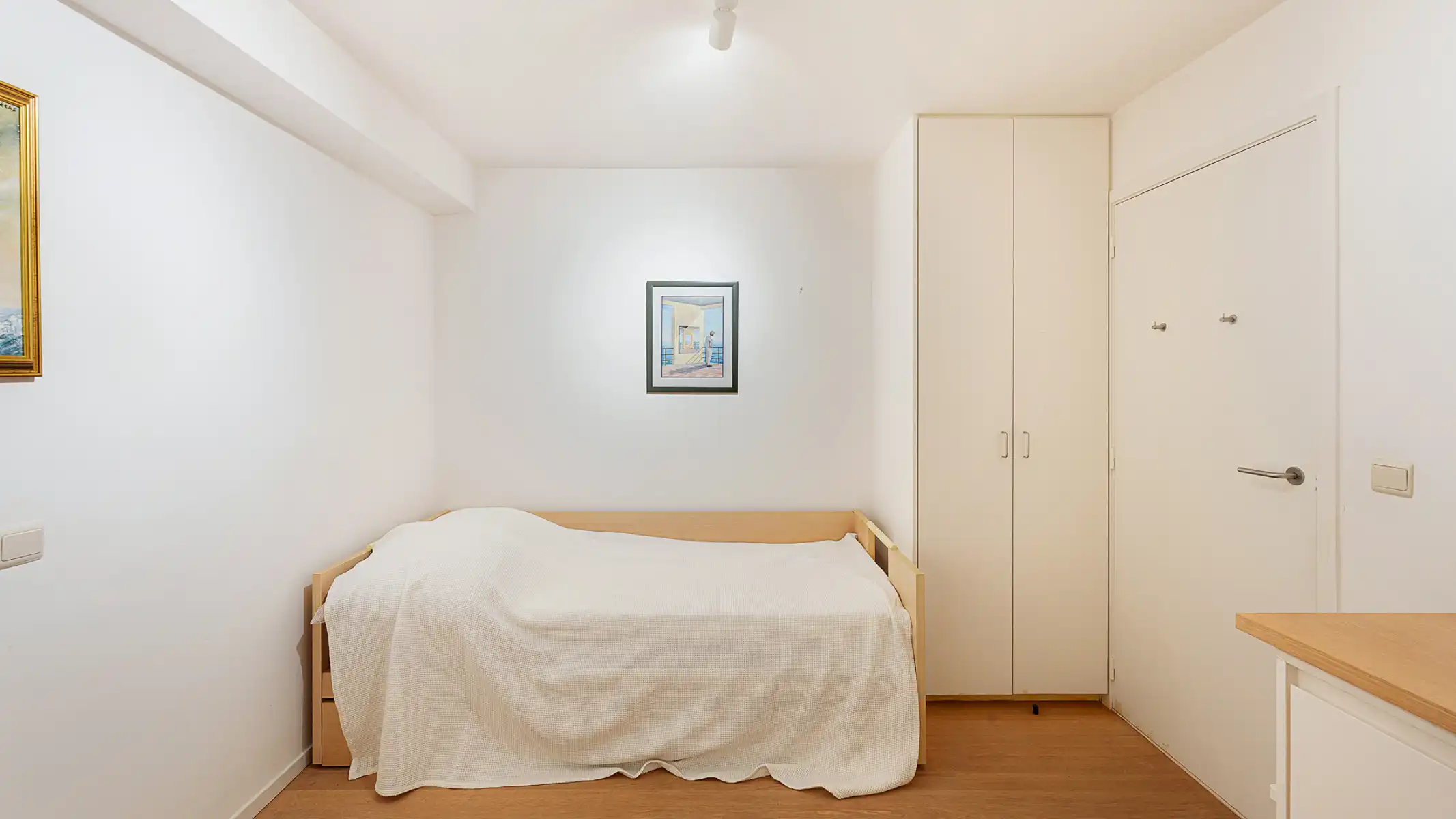 EXCLUSIEF: Ruim appartement met frontaal zeezicht foto 15