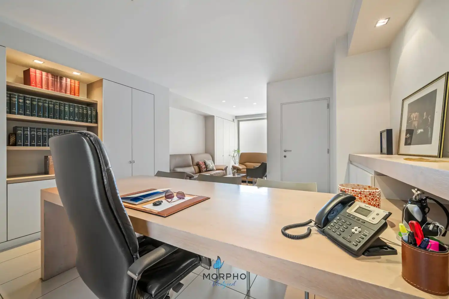 Ruimte, karakter én 5 parkeerplaatsen in hartje Ruddervoorde foto 2