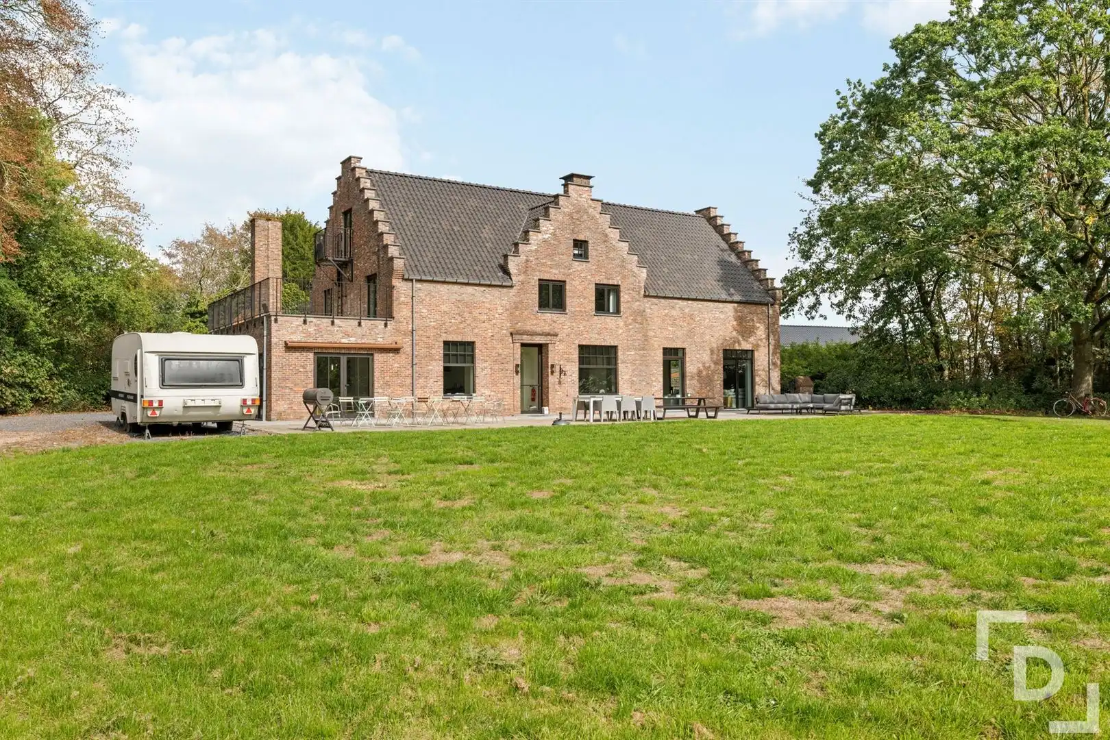 Modern landhuis met riante parktuin op 4,7 ha. foto 25