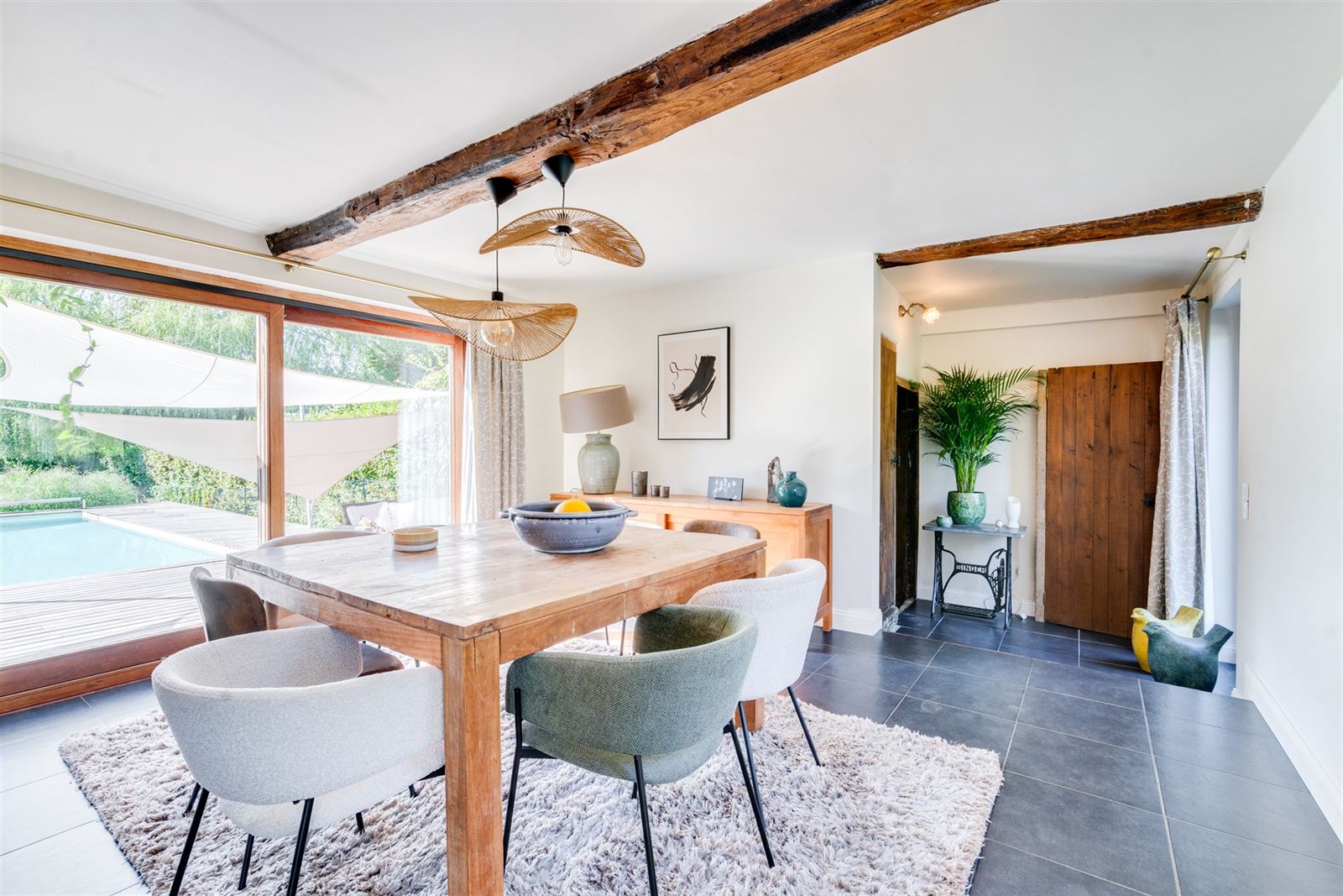 unieke woning, waar wonen, rust en werk in harmonie met elkaar komen.  foto 9