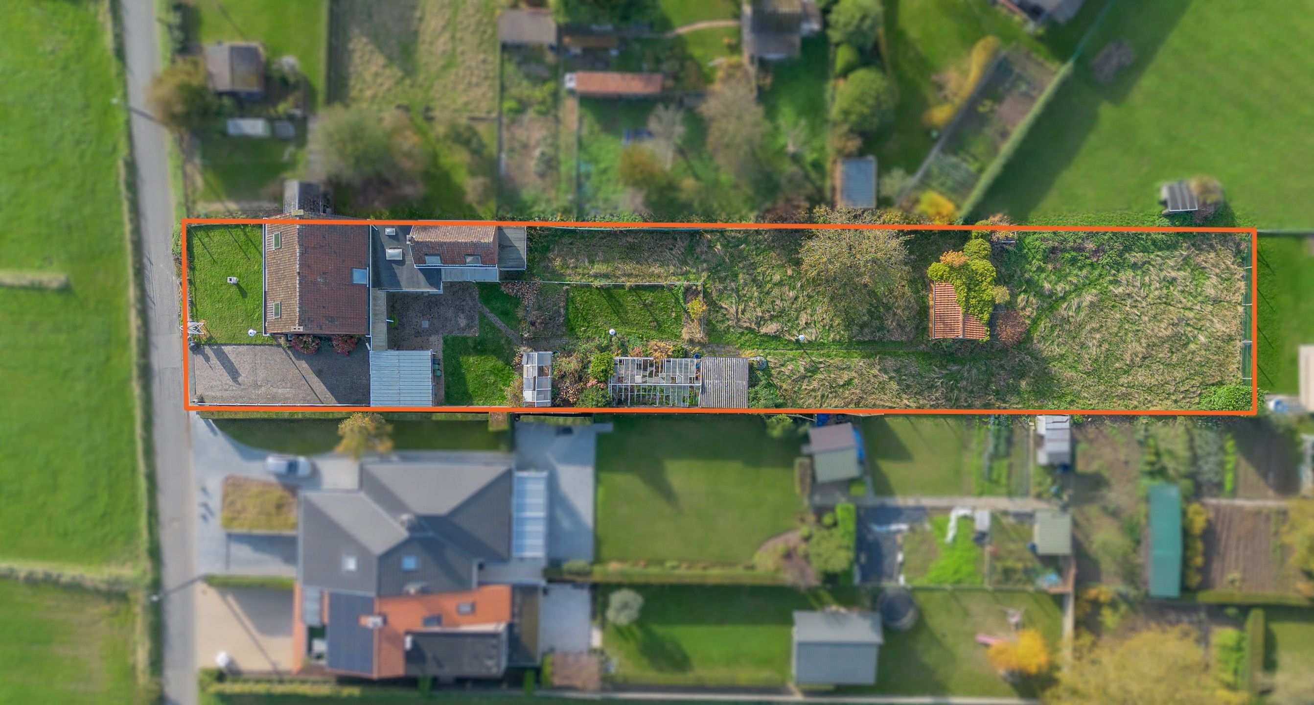 STRIJPEN - Stevige hob met grote tuin en heel wat potentieel foto 4