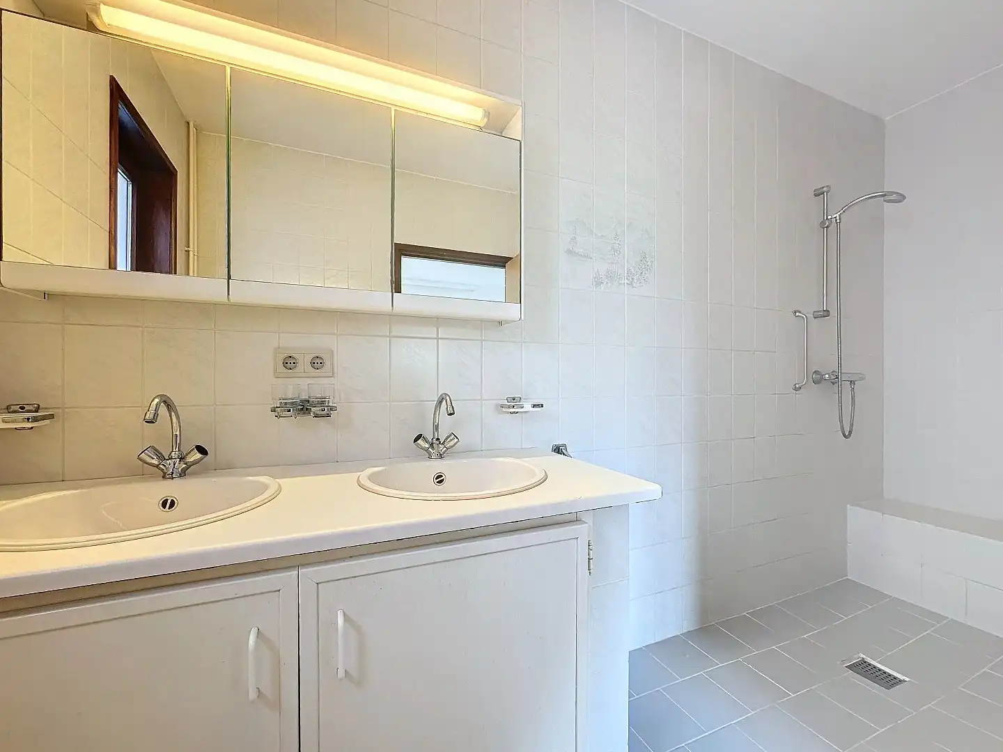 Ruime semi-bungalow in centrum Sluis  foto 21