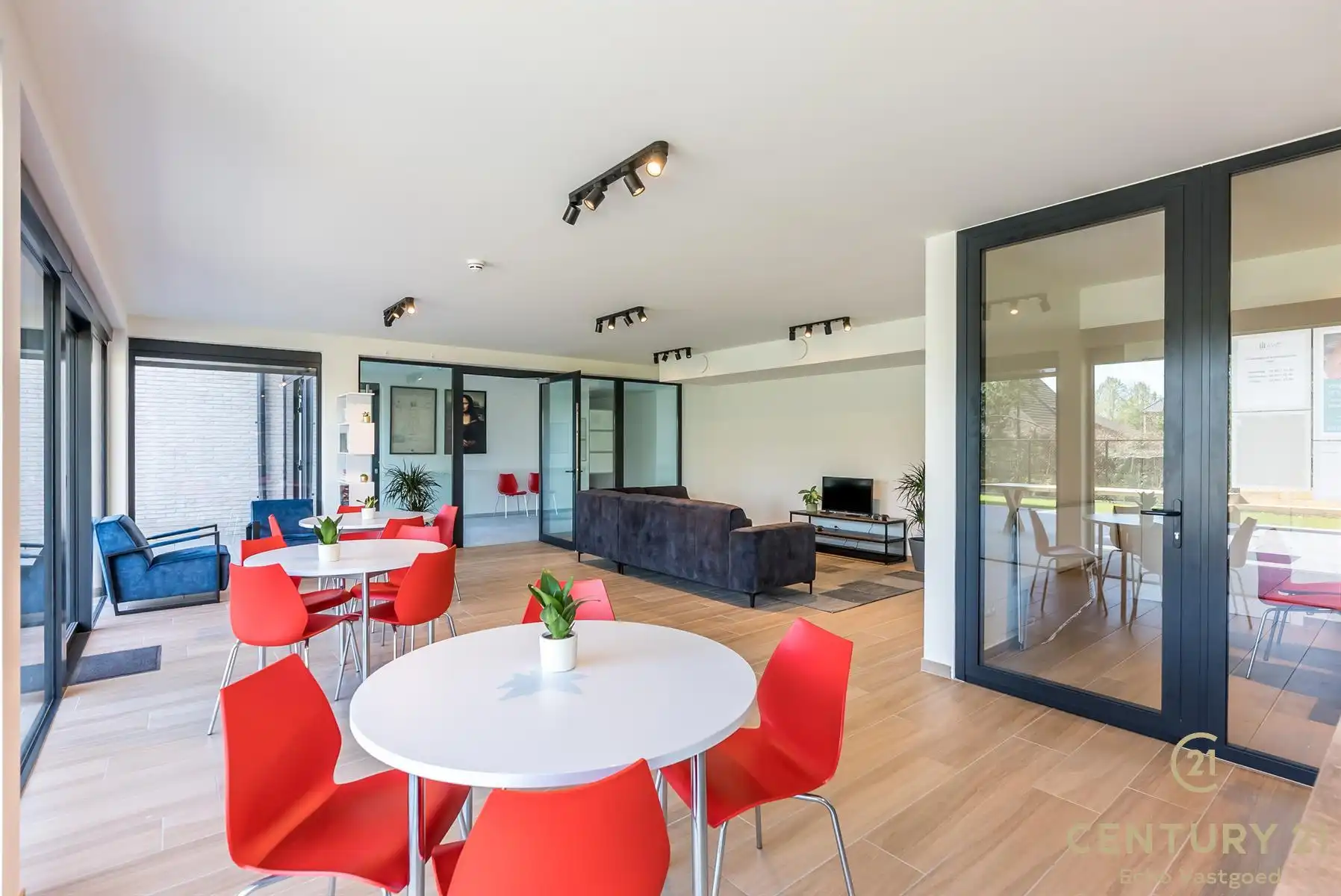 Groen gelegen assistentiewoning in Hoogstraten foto 13