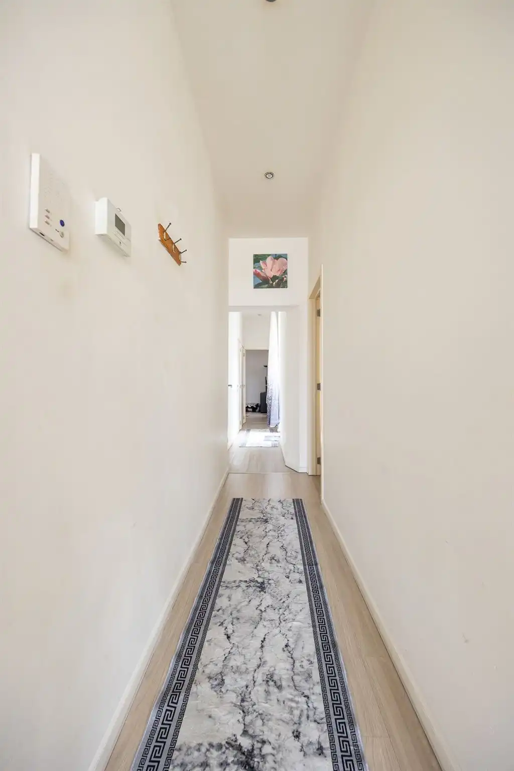 Instapklaar appartement met 2 buitenruimtes foto 7