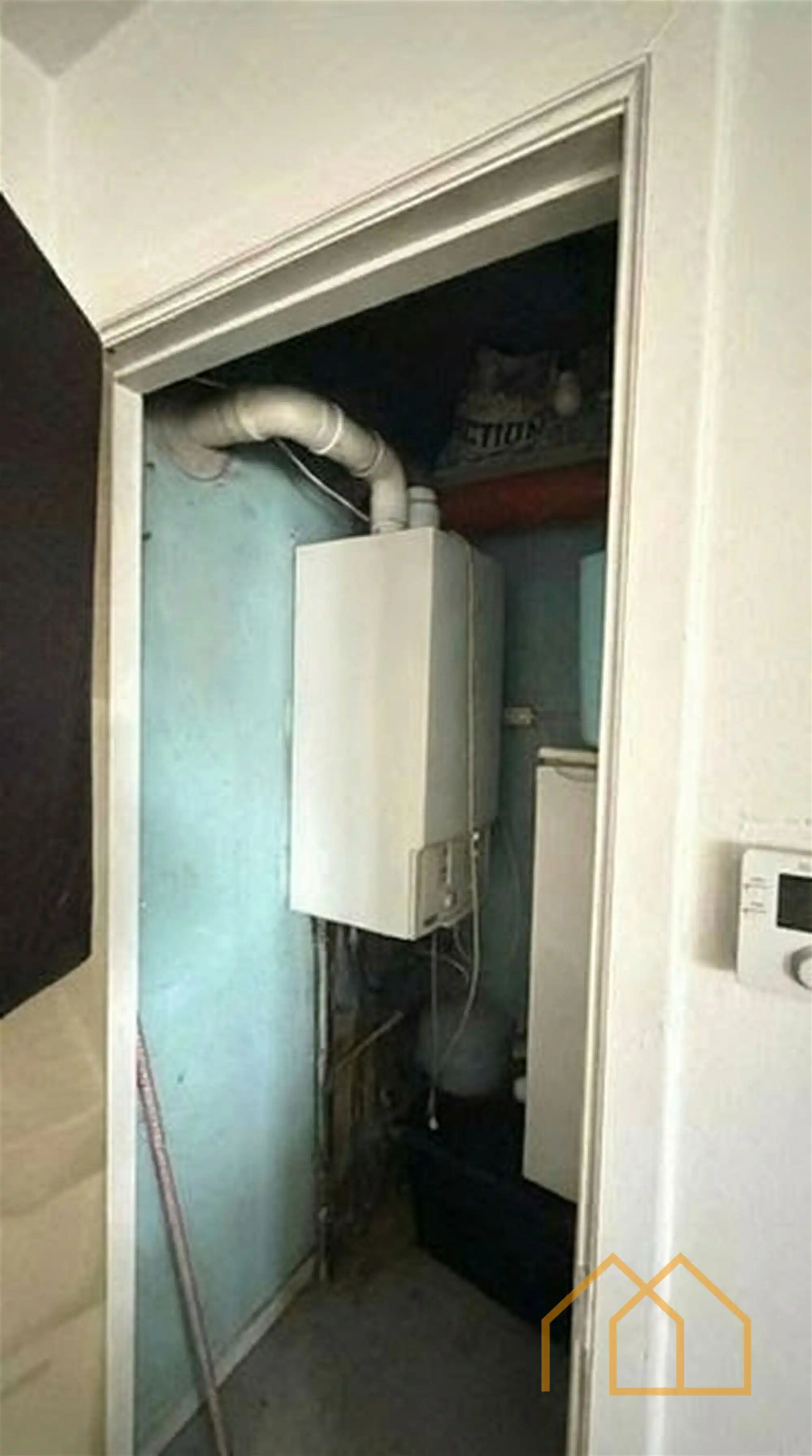 Dakappartement met 2 slaapkamers en parkeerplaats foto 7