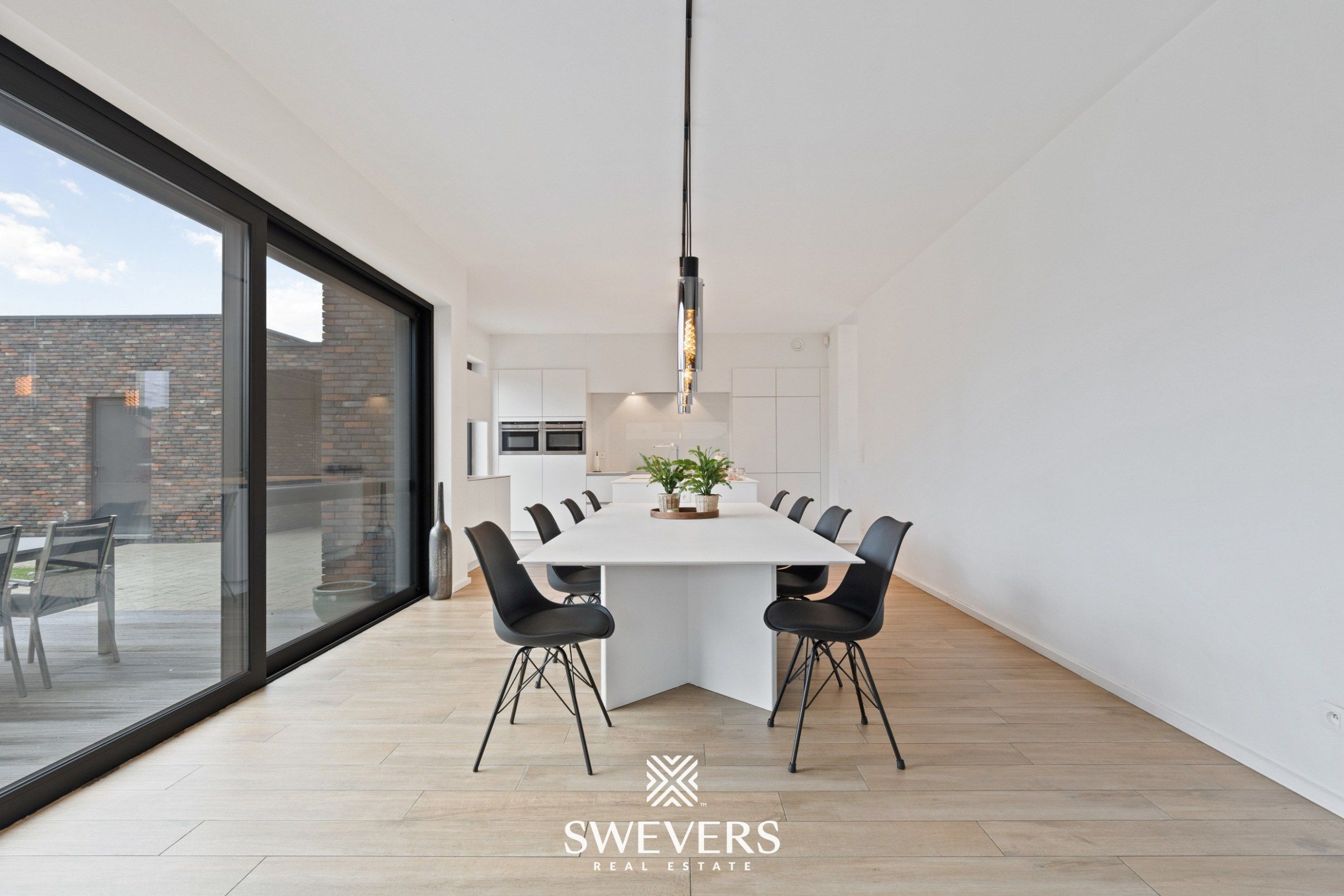 Moderne woning (236 m²) met 4 slaapkamers en dakterras foto 6