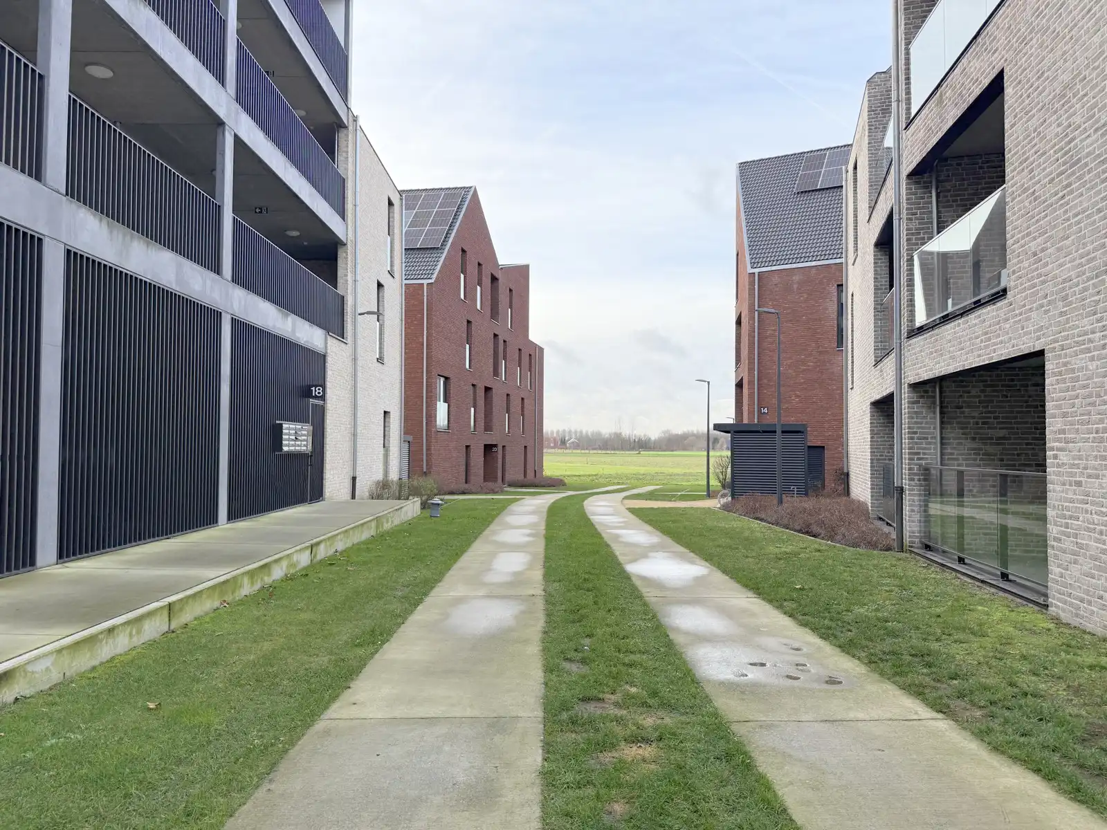 Instapklaar 2-slaapkamerappartement foto 19