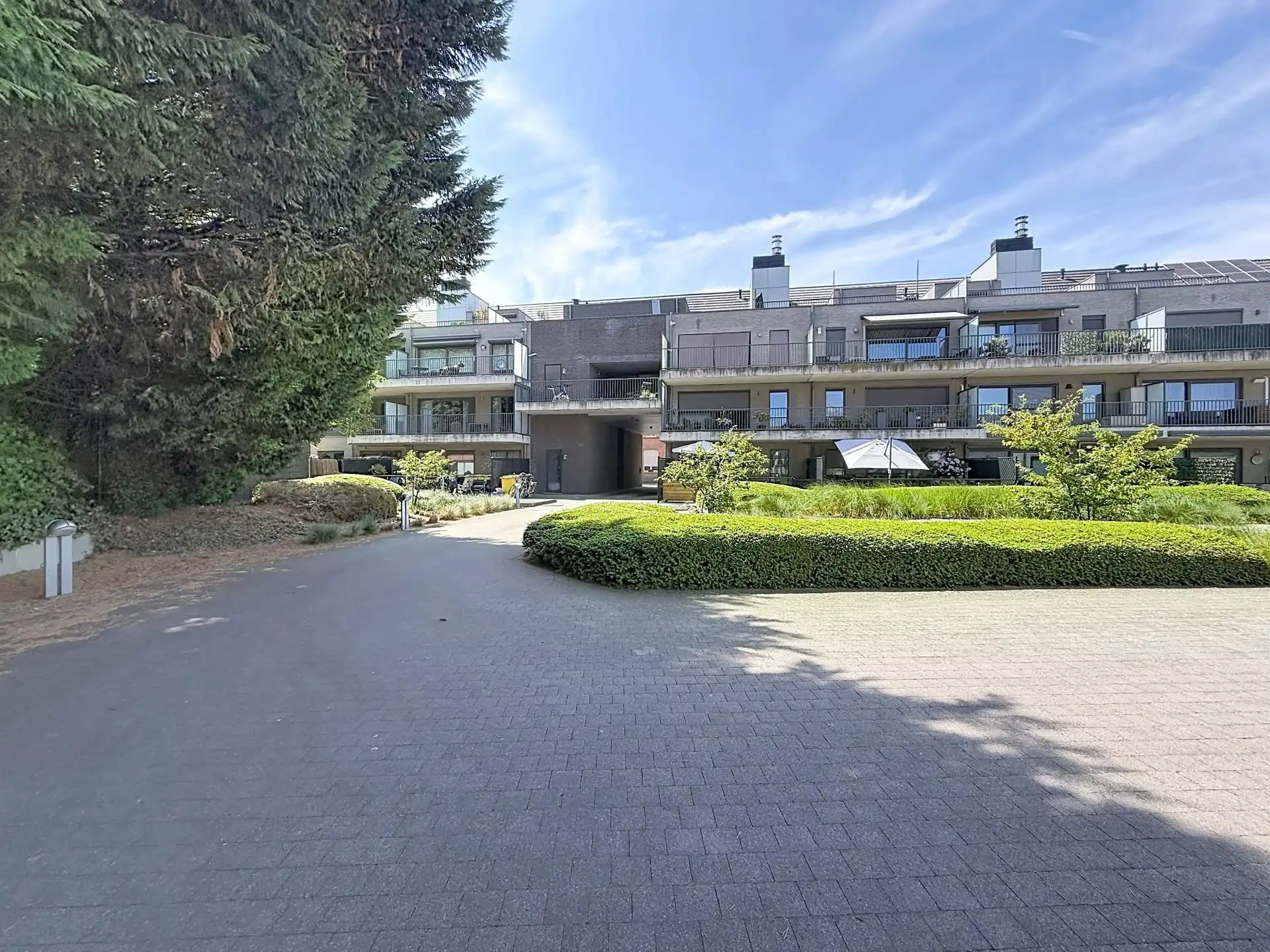 Luxe triplex met dubbele garage, 5 slaapkamers en 2 badkamers  in hartje Mol-centrum. foto 53