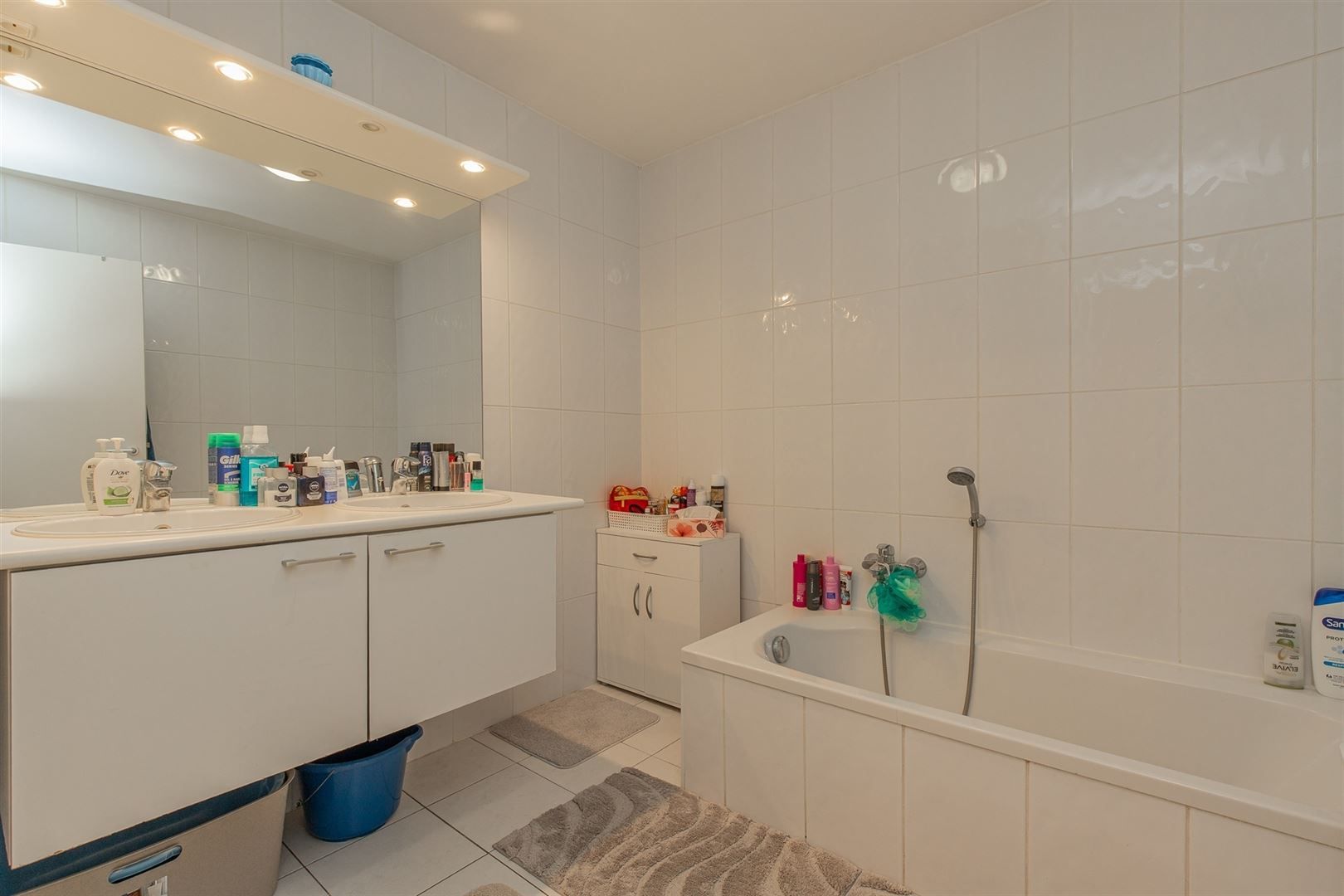 Instapklaar appartement met 2 SLP in Koekelberg! foto 9