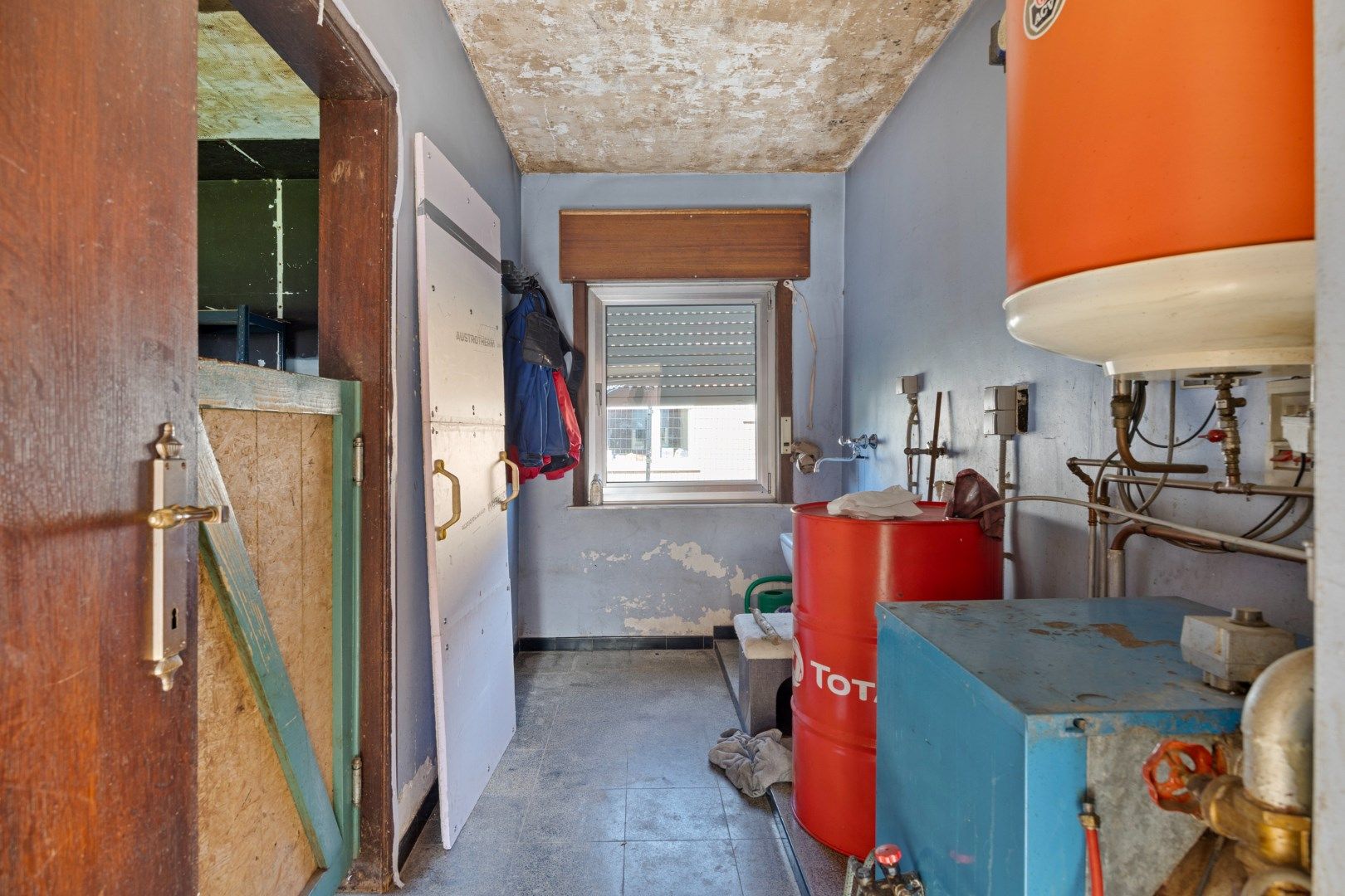 Rustig gelegen open bebouwing met dubbele garage en 3 SLPKS ! foto 18