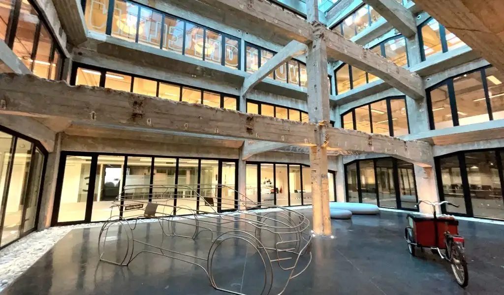 High-end kantoren te huur in Metro Building in Antwerpen foto {{pictureIndex}}