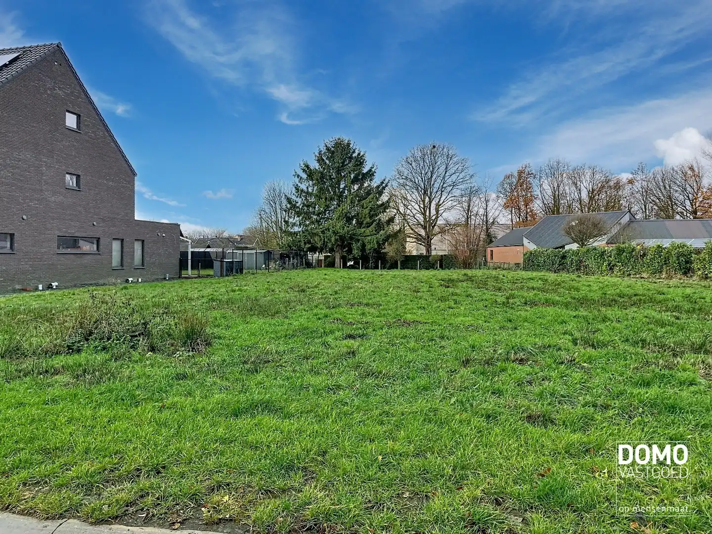 Ruim perceel van 8a27ca voor een open bebouwing te Schulen foto 2