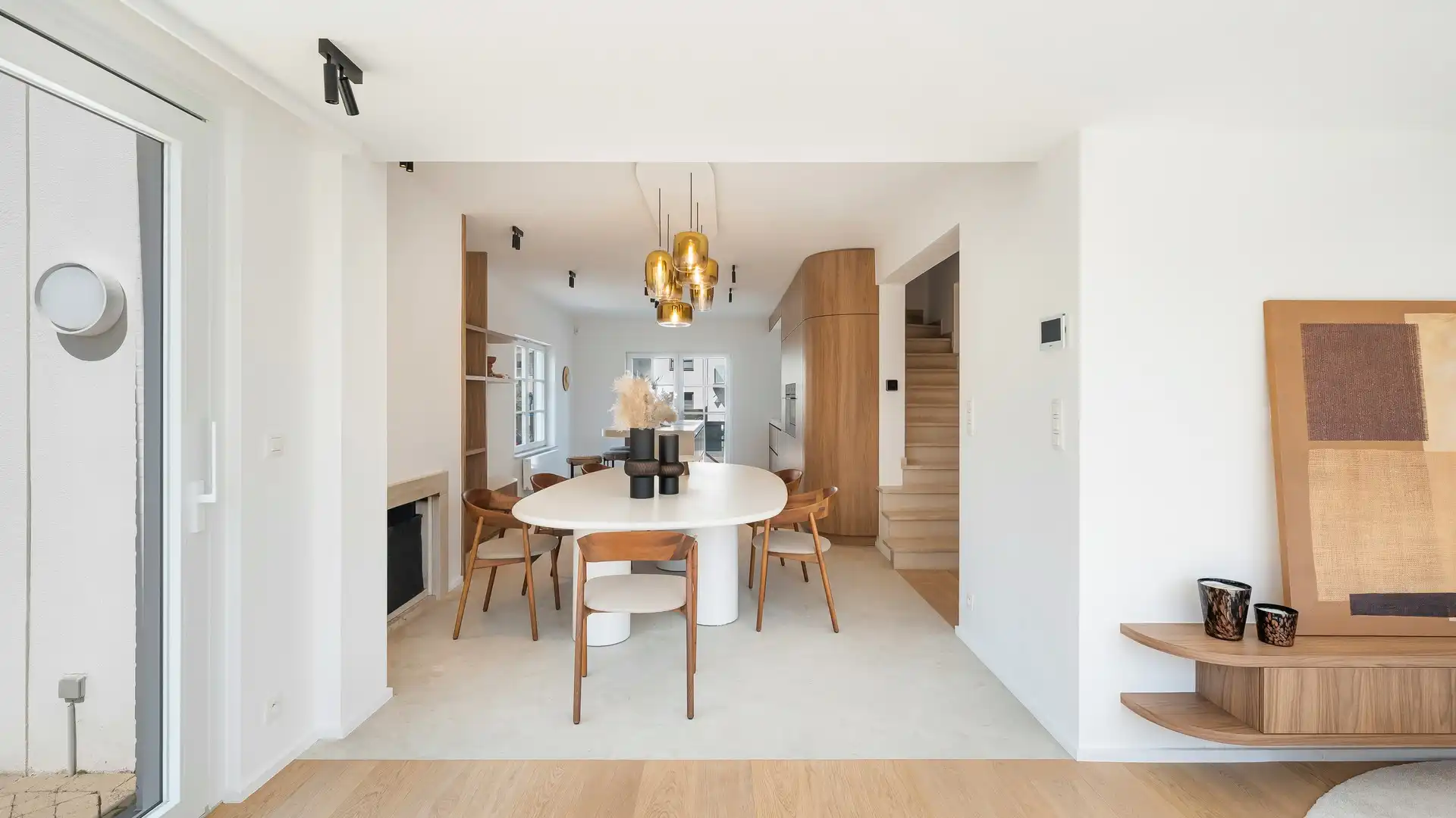 Exclusief gerenoveerde villa op een absolute toplocatie foto 8