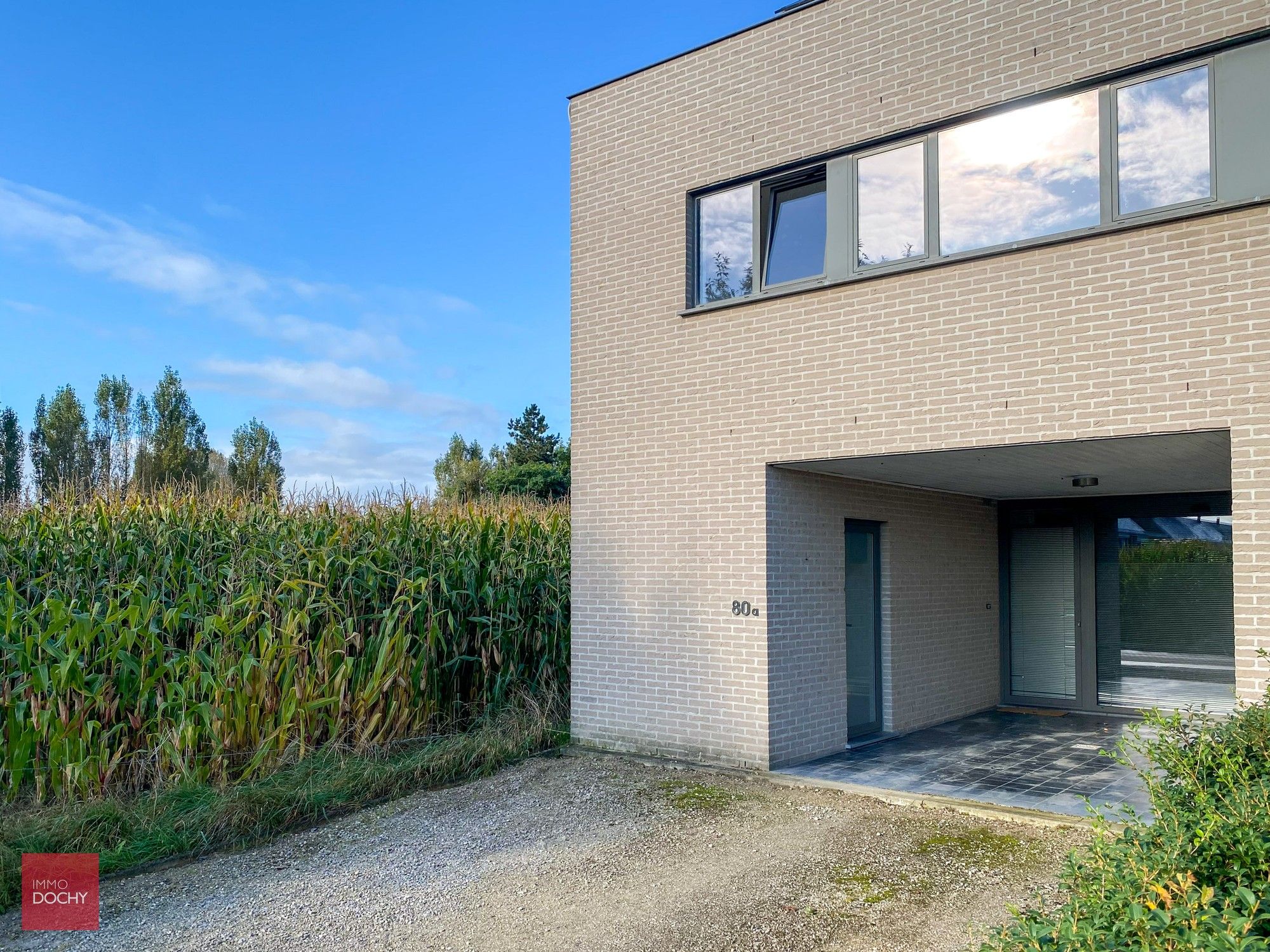 Minimalistische woning op rustige ligging | Oude Weg foto {{pictureIndex}}