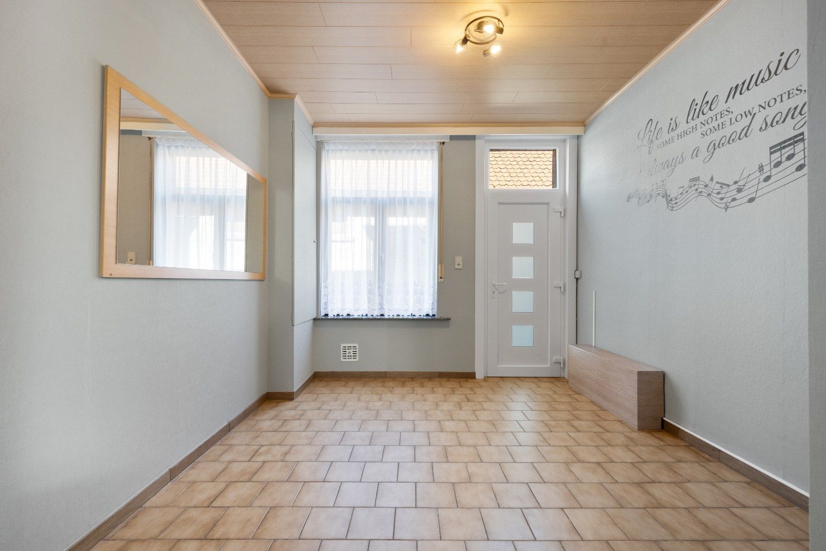 Instapklare gerenoveerde stadswoning met gunstig EPC foto 2