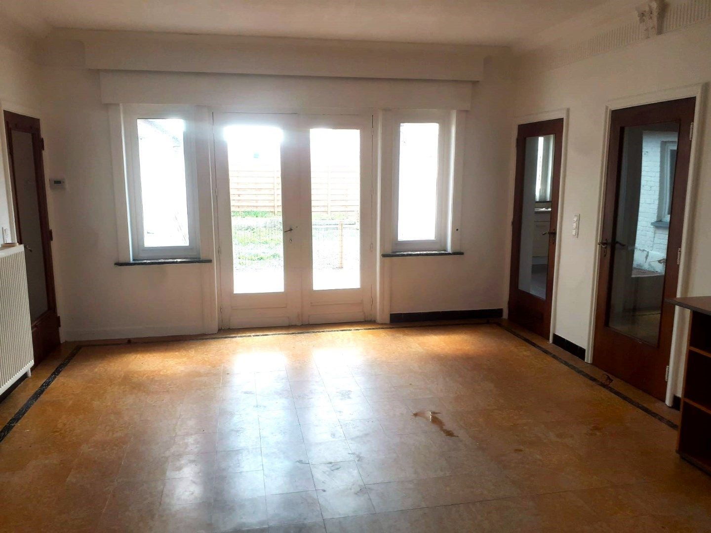 Zeer ruim gelijkvloers appartement met 3 slaapkamers / 2 badkamers & tuin - 175m² foto 7