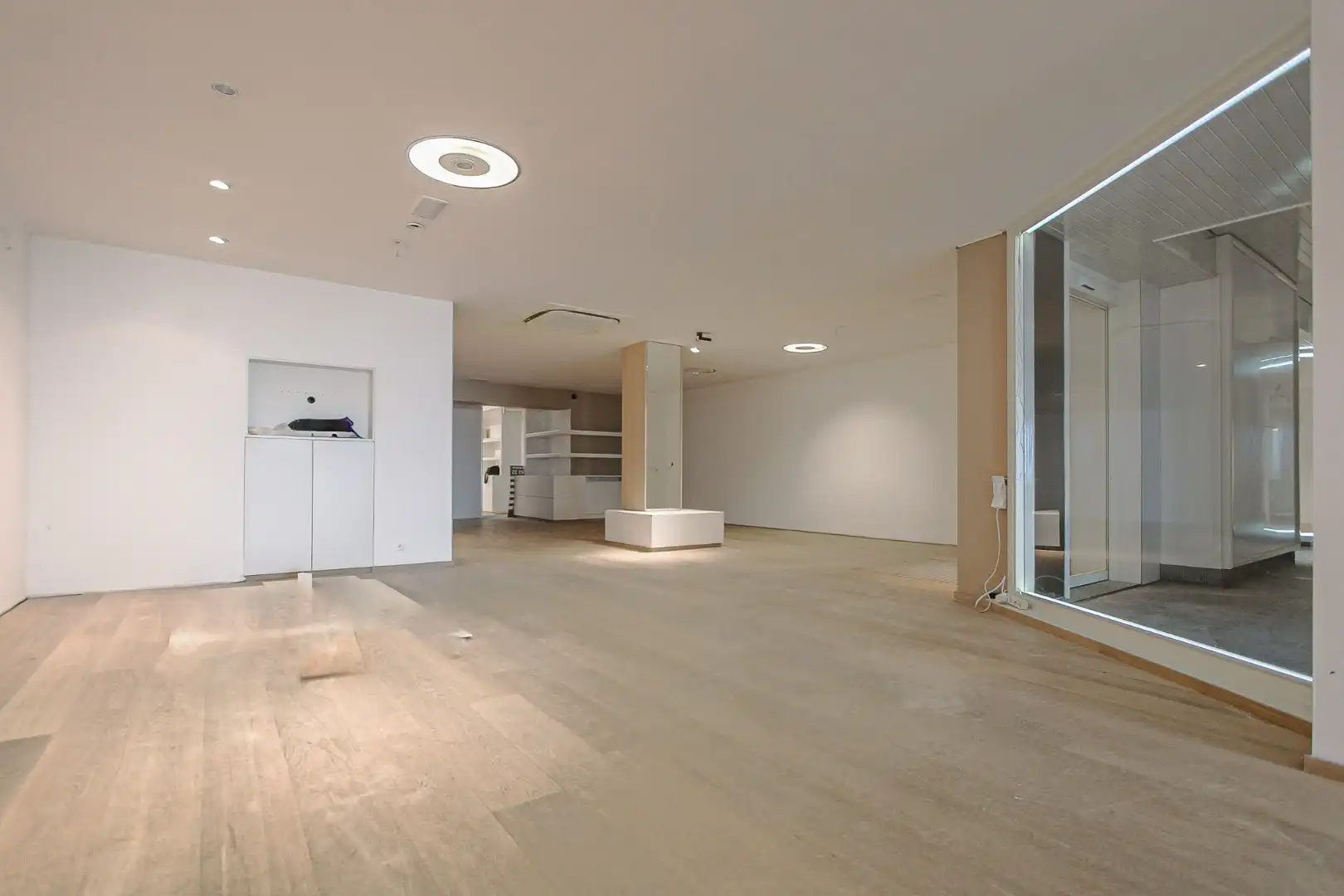 Commerciële ruimte te koop Zeedijk 678 - - 8300 Knokke-Heist