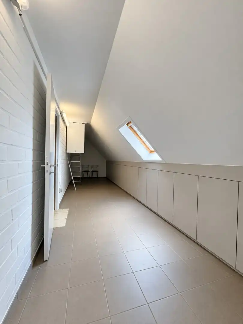 Passendale – Halfopen woning met ruime oprit, tuin en garage foto 14