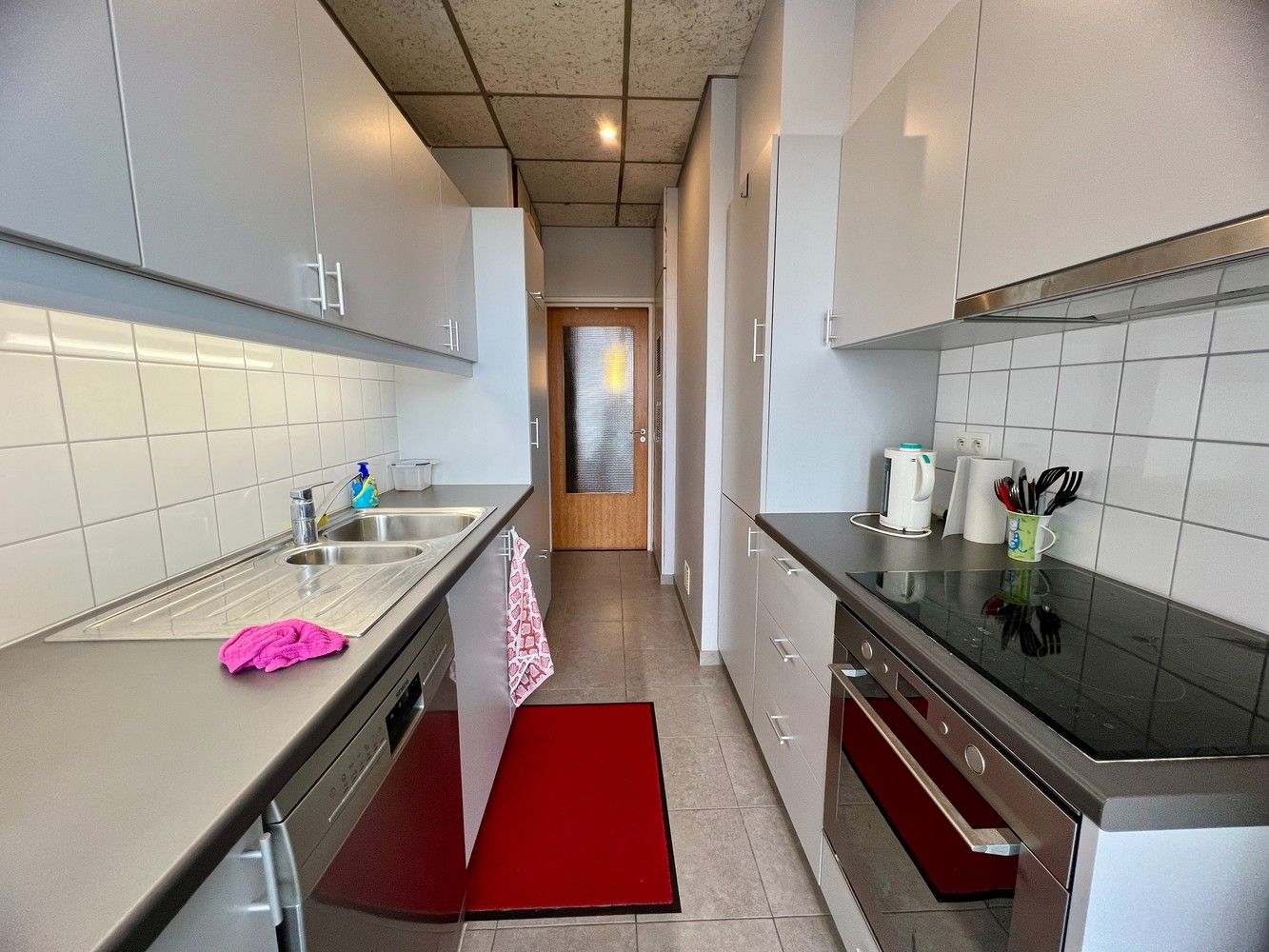 Zeer ruim 2 slaapkamer appartement te huur foto 10