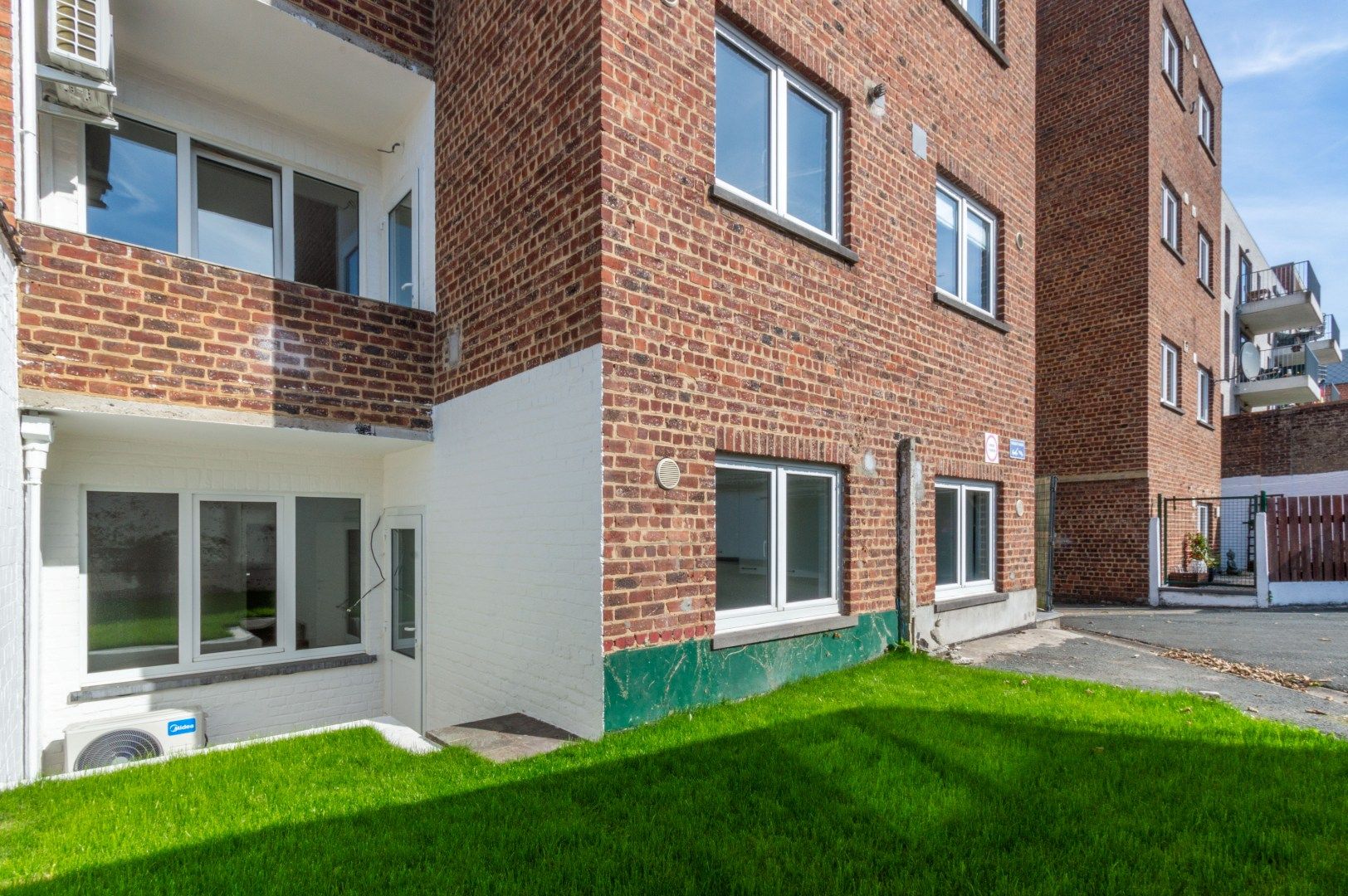 ()=>{if(producerUpdateValueVersion(node),producerAccessed(node),node.value===ERRORED)throw node.error;return node.value} Melkerijstraat 22 - - 1500 Halle