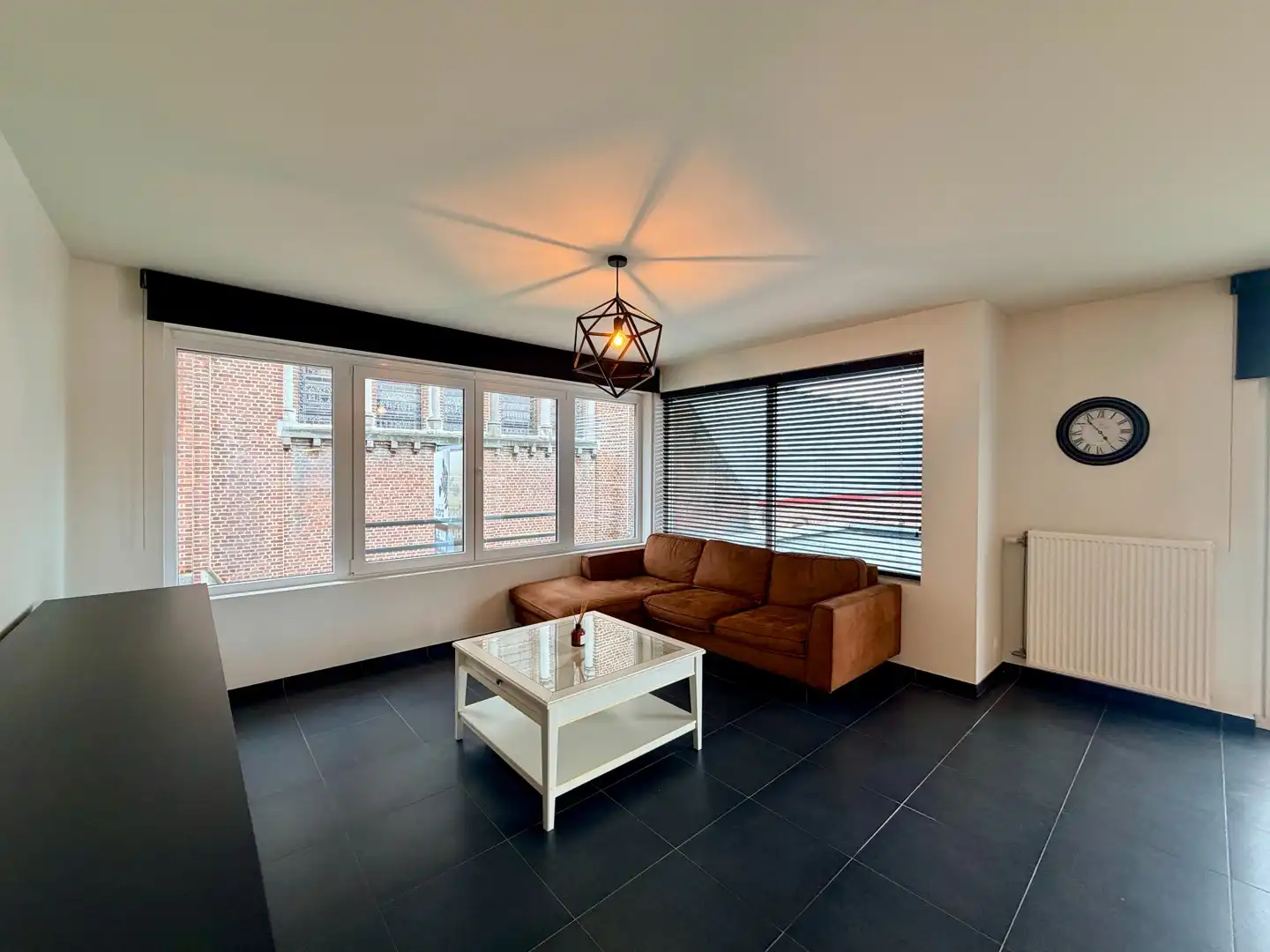 Recent appartement op de Grote Markt van Wevelgem! foto 3