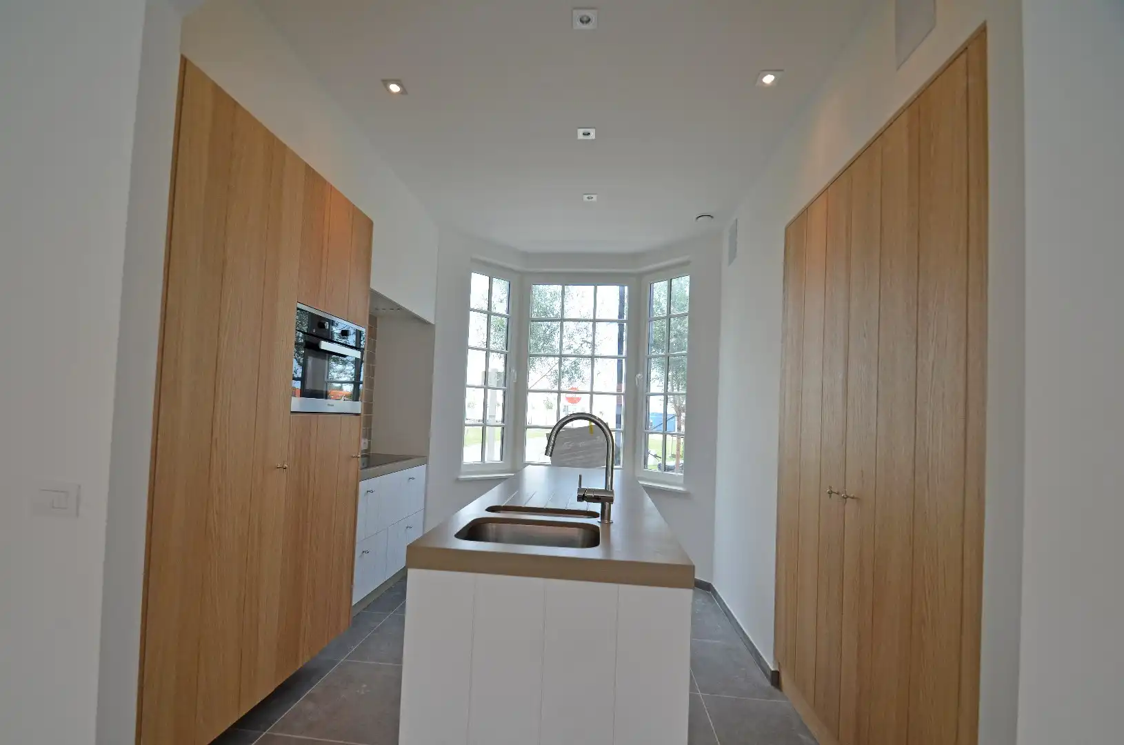 Instapklare, ongemeubelde woning gelegen in het gegeerde Duinenwater foto 3