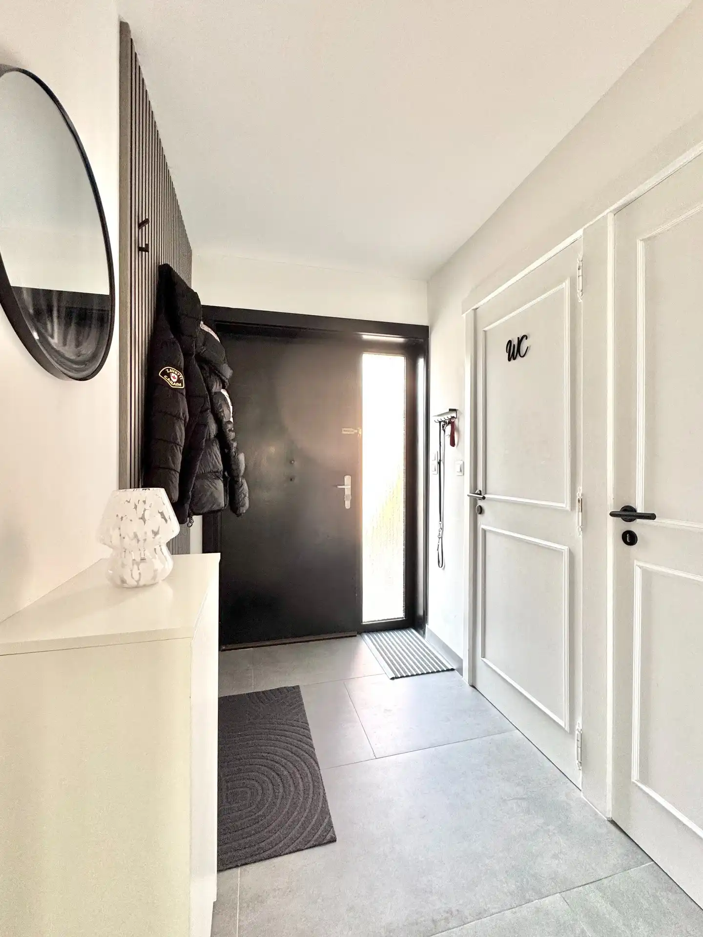 GERENOVEERDE GELIJKVLOERSE WONING | 3 KAMERS | GARAGE | 274 M² foto 5