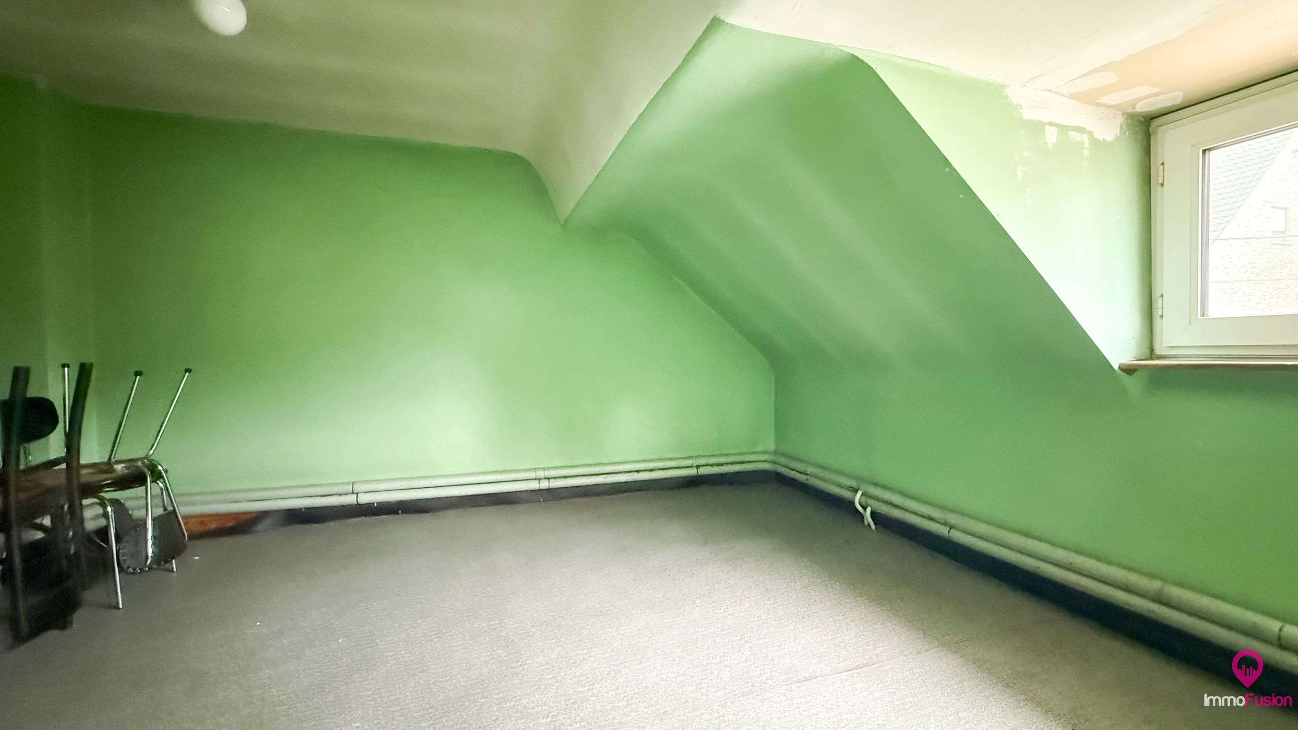 Te vernieuwen woning met 4 slaapkamers en zonnige tuin! foto 20