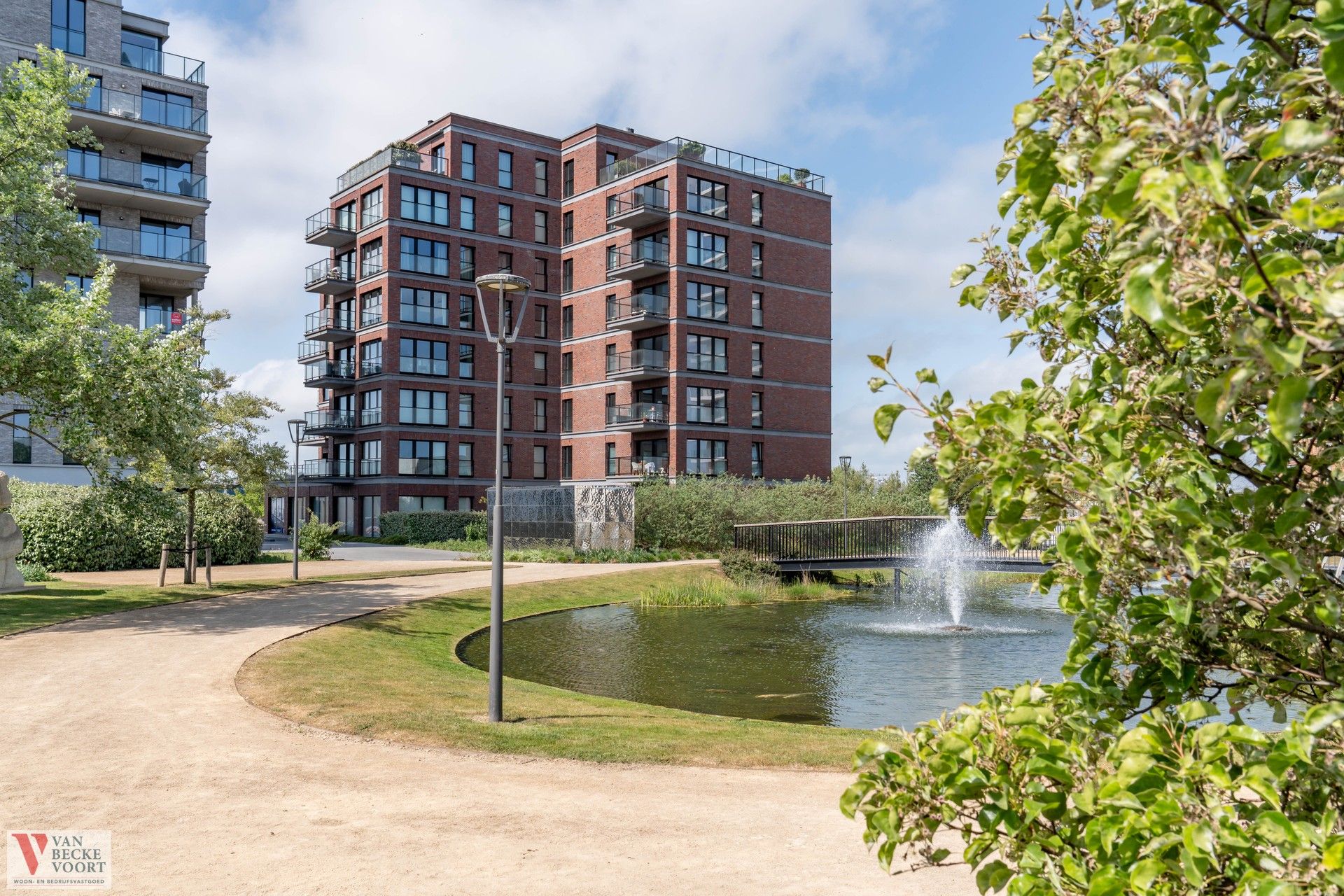 ()=>{if(producerUpdateValueVersion(node),producerAccessed(node),node.value===ERRORED)throw node.error;return node.value} Hendrik Baelskaai 20/0603/0701 - 8400 Oostende