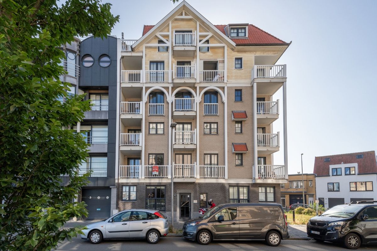 Hedendaags appartement met 2 slaapkamers en prachtig uitzicht foto 19