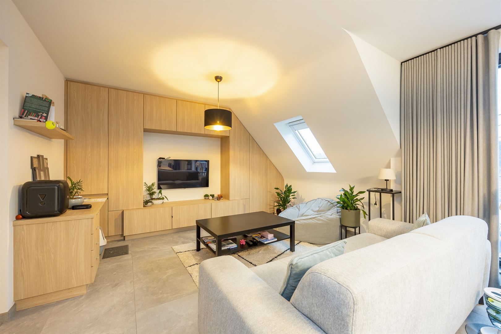 Luxe dakappartement met ruim zuidwest terras.  foto 2