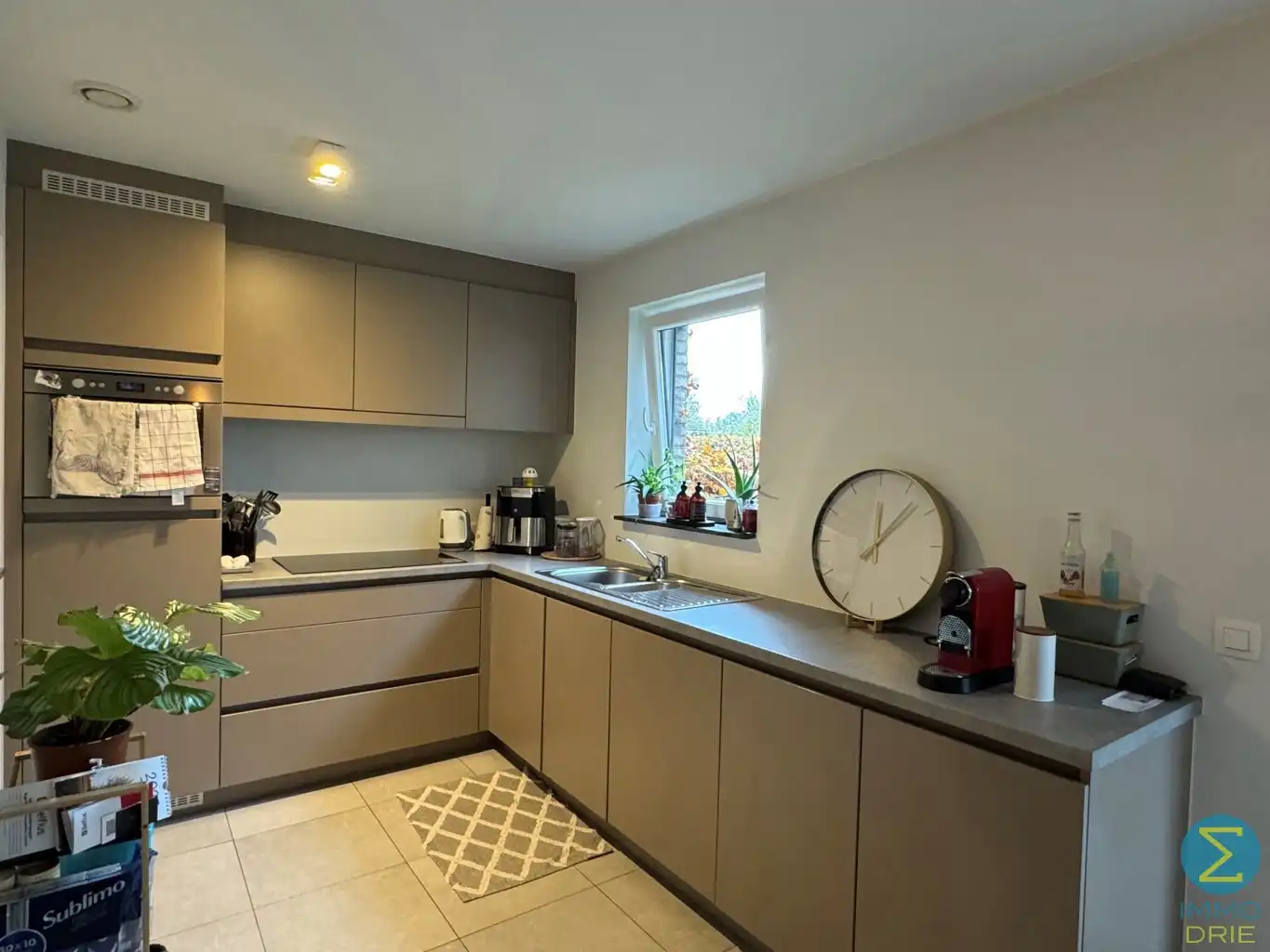 Prachtig gelijkvloers appartement met 3 slaapkamers foto 5