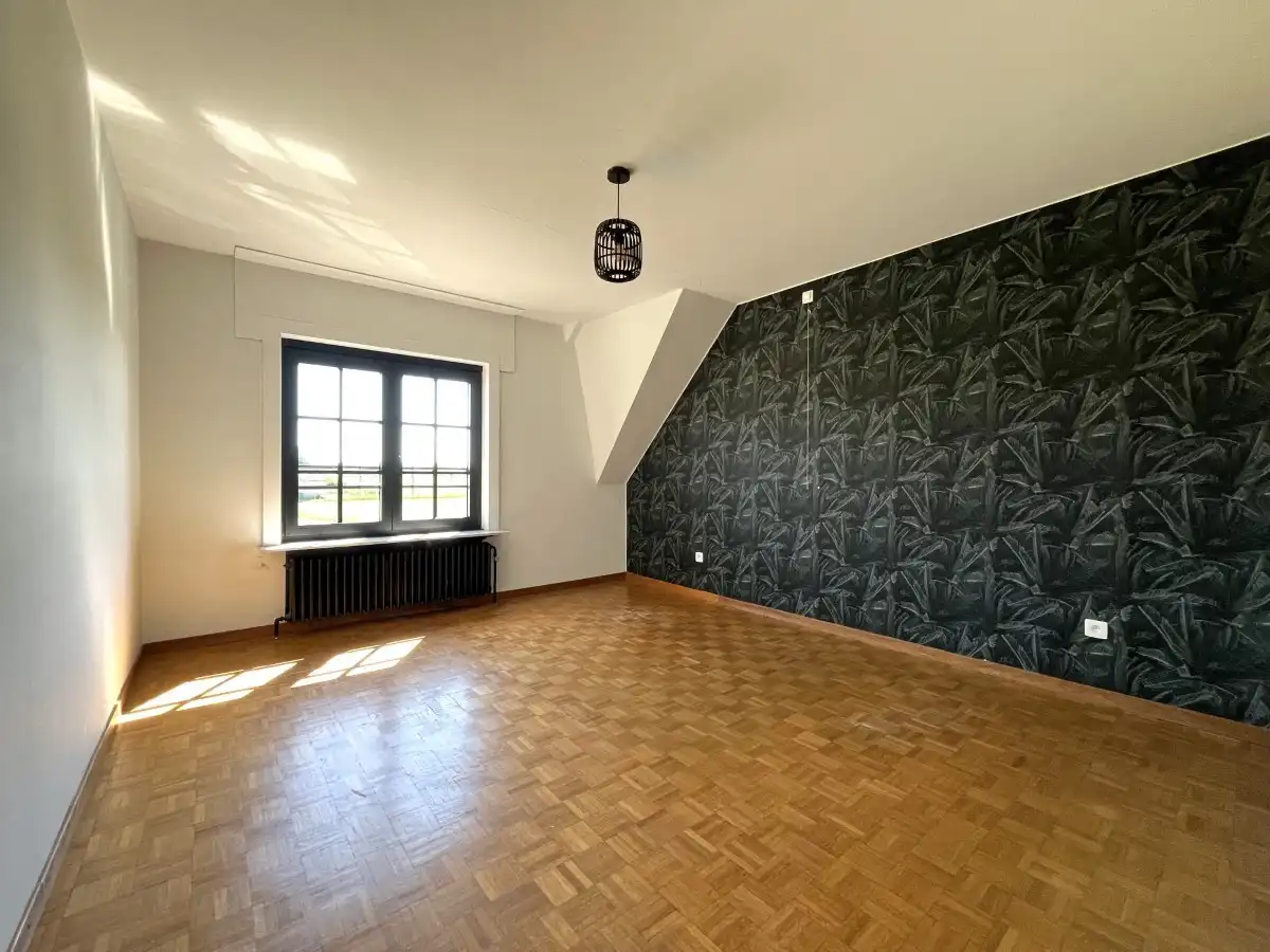 Moorslede - Lichtrijke gezinswoning met 4 slaapkamers en landelijke ligging foto 9
