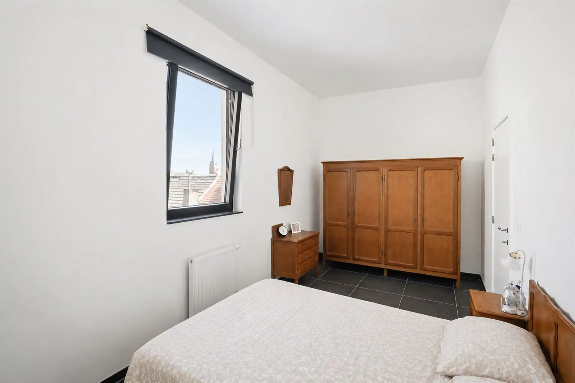 Recent appartement met 2 slaapkamers en terras! foto 9