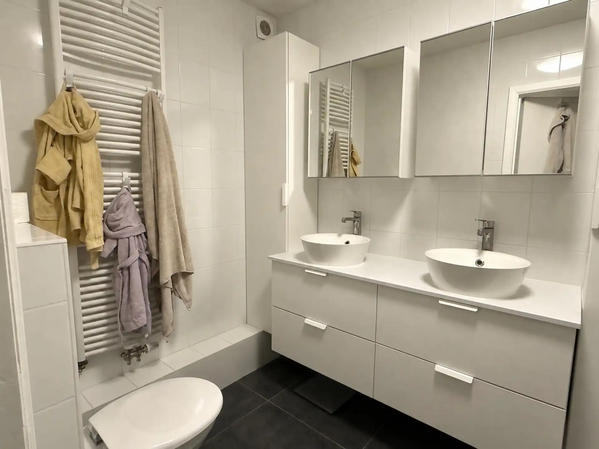 Instapklaar 3-slaapkamerappartement van 113 m² met garagebox foto 6