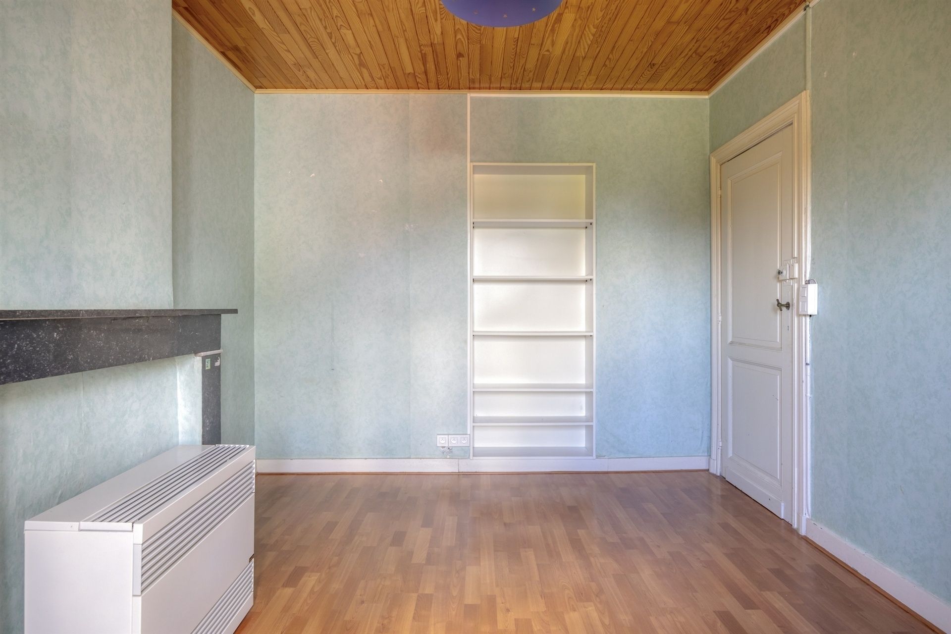 Te renoveren woning met 4 kamers foto 9