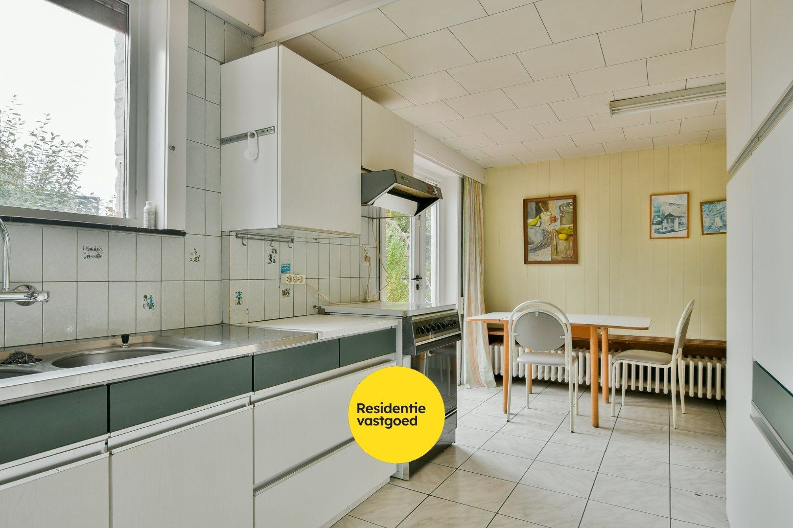 Ruime gezinswoning met potentieel te St-Michiels foto 6