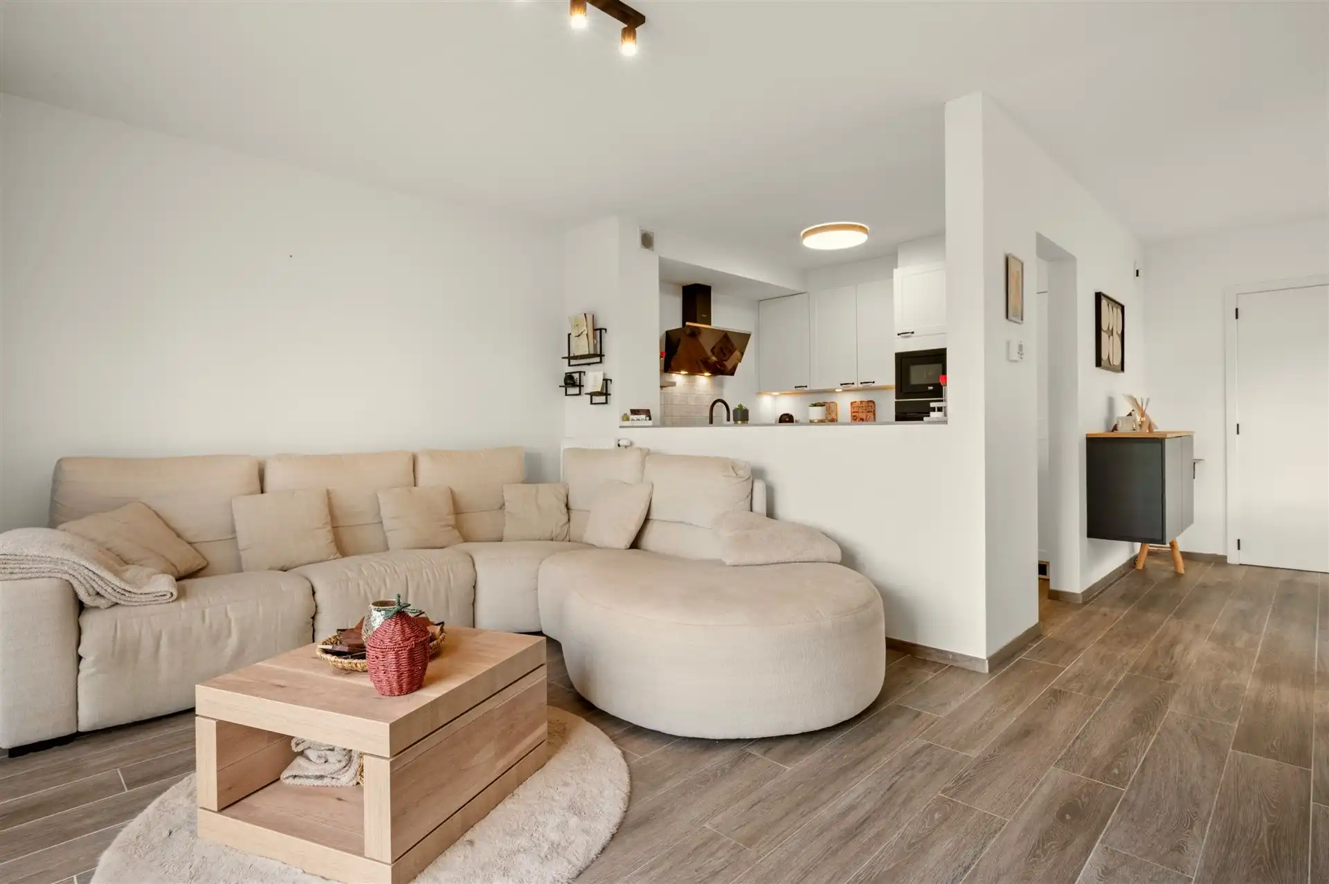Knappe energiezuinige woning met 4 slpks en mooi vergezicht foto 11