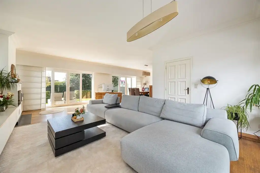 Instapklare villa met 4 à 5 slpk, tuin en EPC B  foto 2