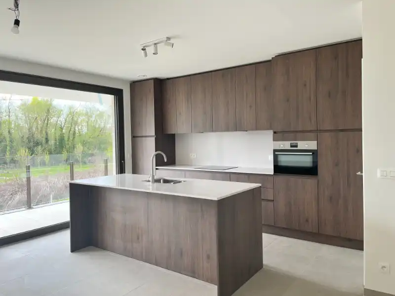 1 slaapkamer appartemnt met groot terras en garage foto 8