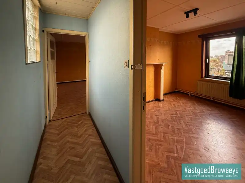 Centraal gelegen basiswoning met tuin en parkeergelegenheid foto 17