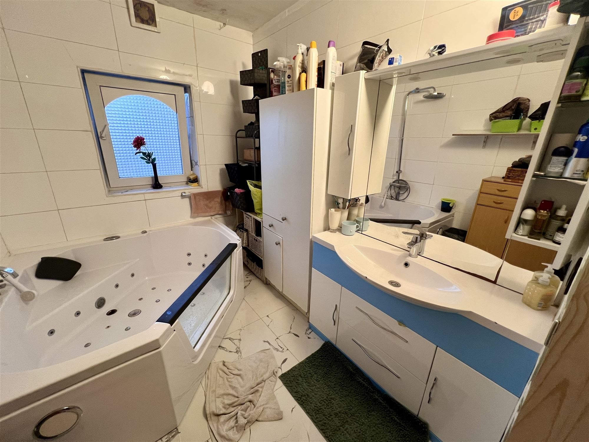 Enorme gezinswoning op 463 m² met 5 slaapkamers en 2 badk. foto 17