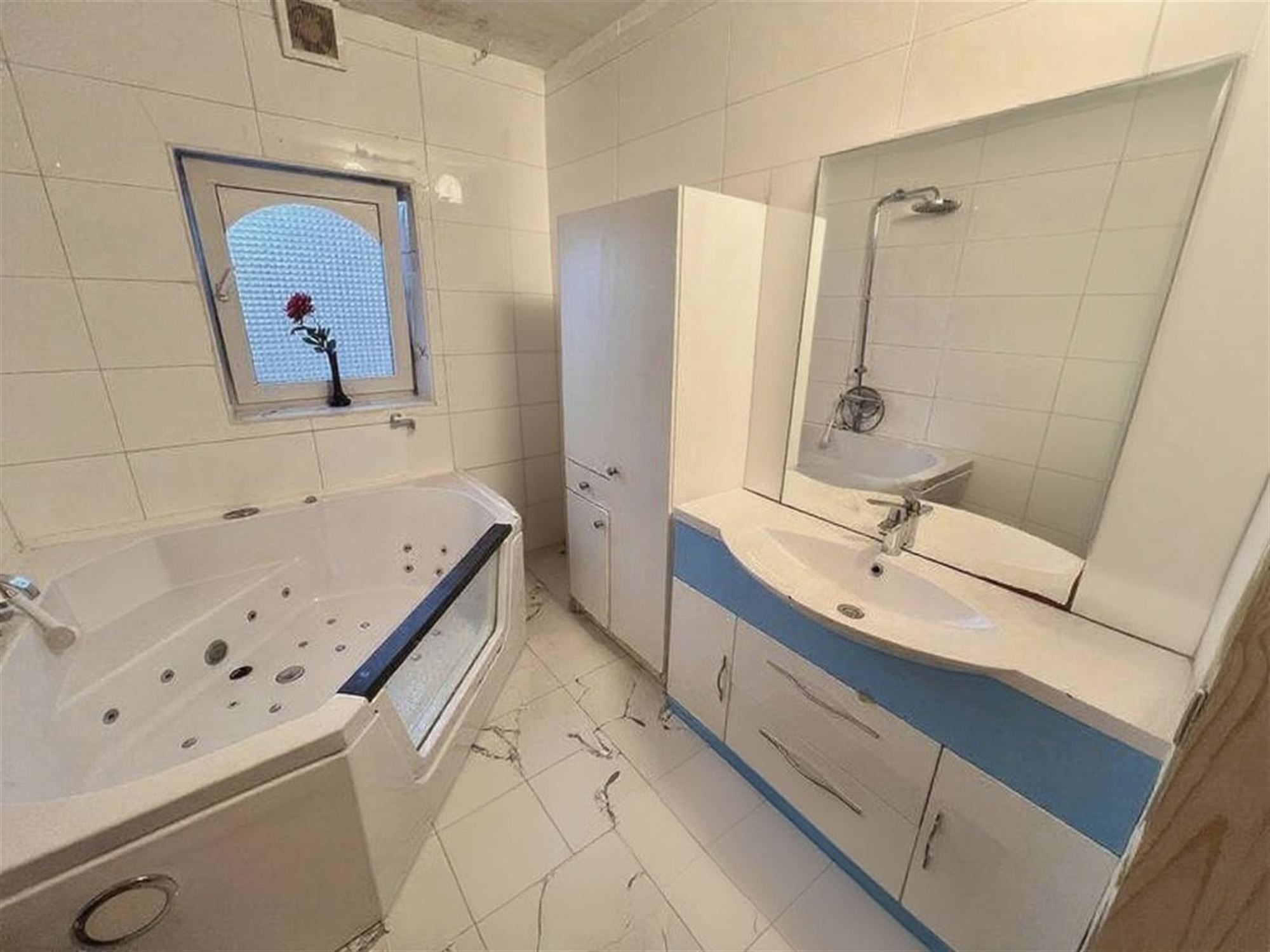 Enorme gezinswoning op 463 m² met 4 à 5 slpks en 2 badk. foto 17