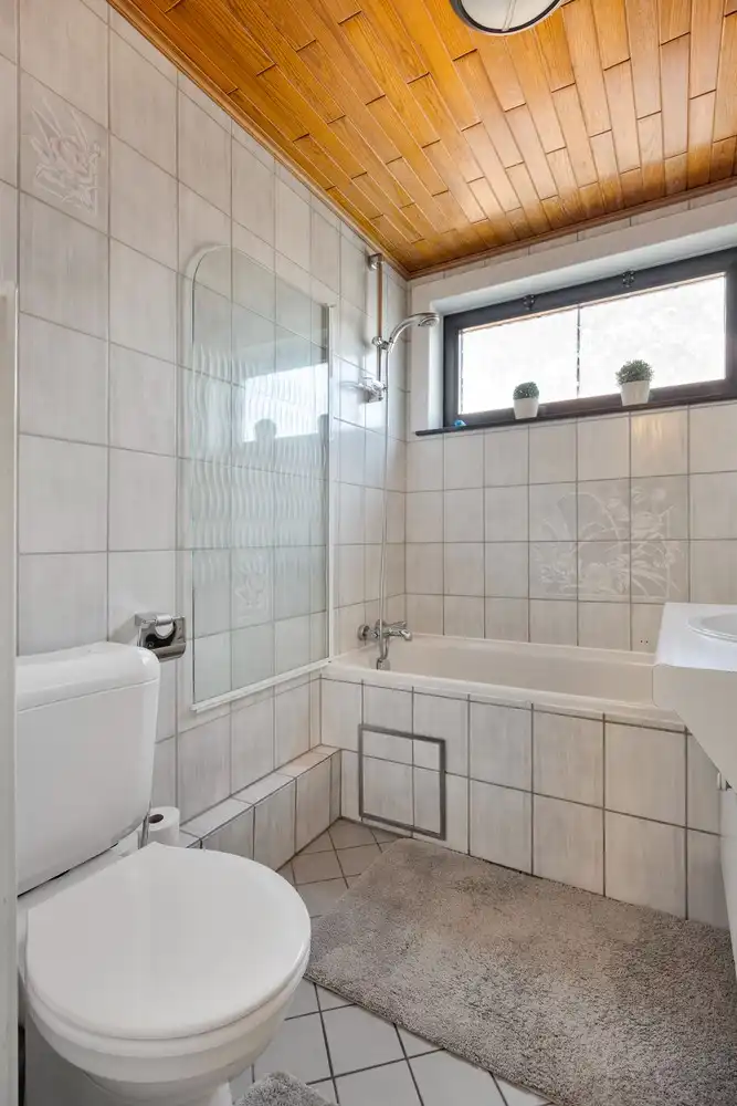 Energiezuinige gezinswoning met 4 slaapkamers, tuin en garage foto 18