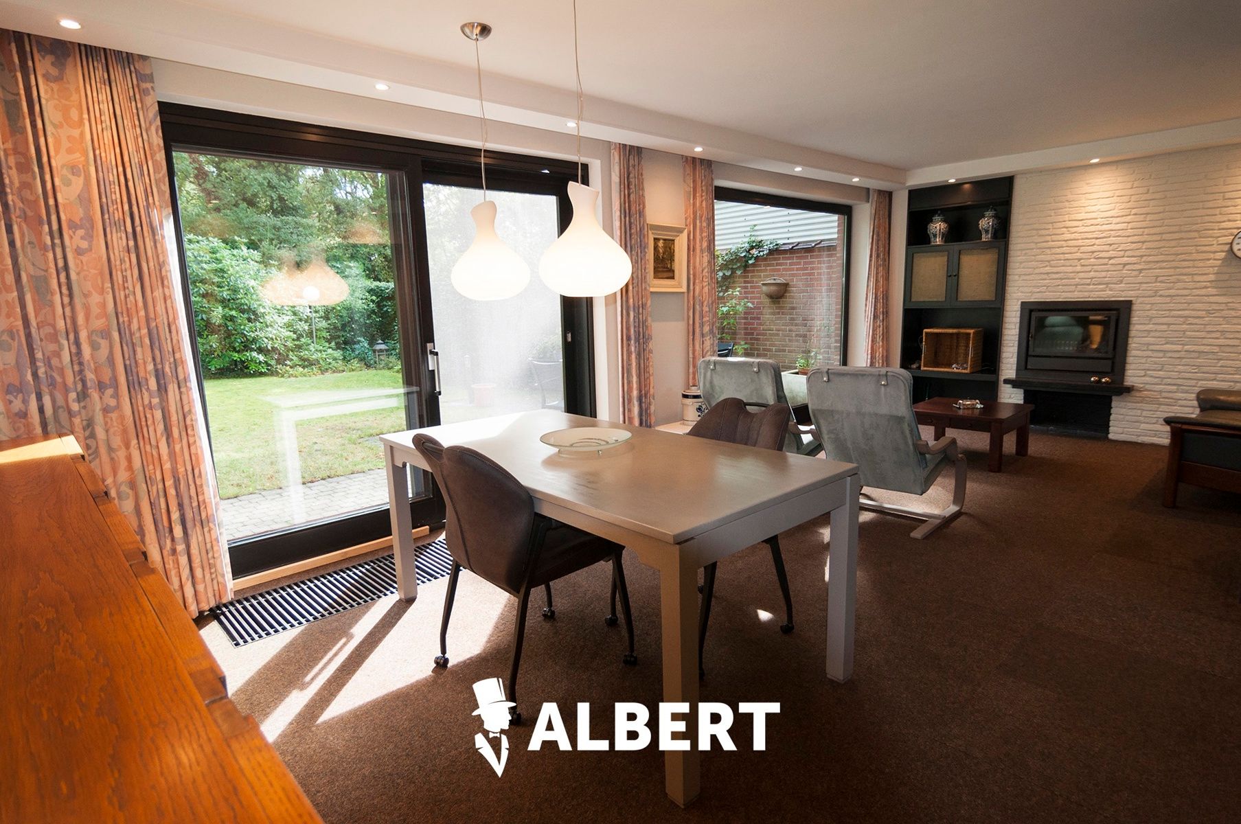 Leuke woning op toplocatie met mooie tuin en 4 slaapkamers! foto 5