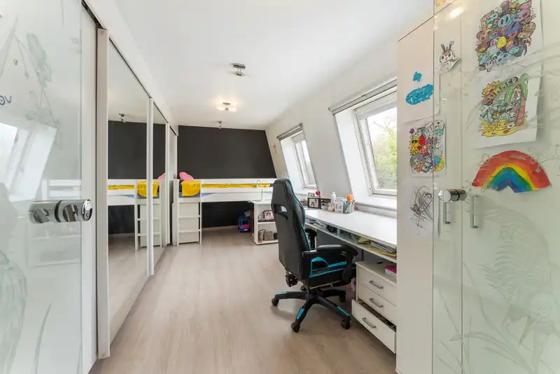 Roeselare - Stadsrand : charmante instapklare open bebouwing met prachtige tuin en ruim wooncomfort (3 slpks) 715 m² foto 12